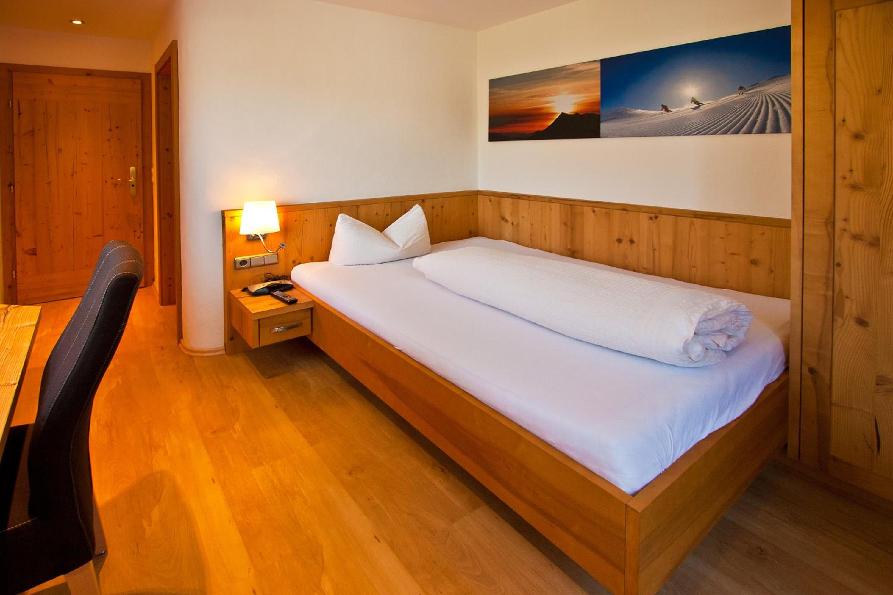 Comfort Single Room