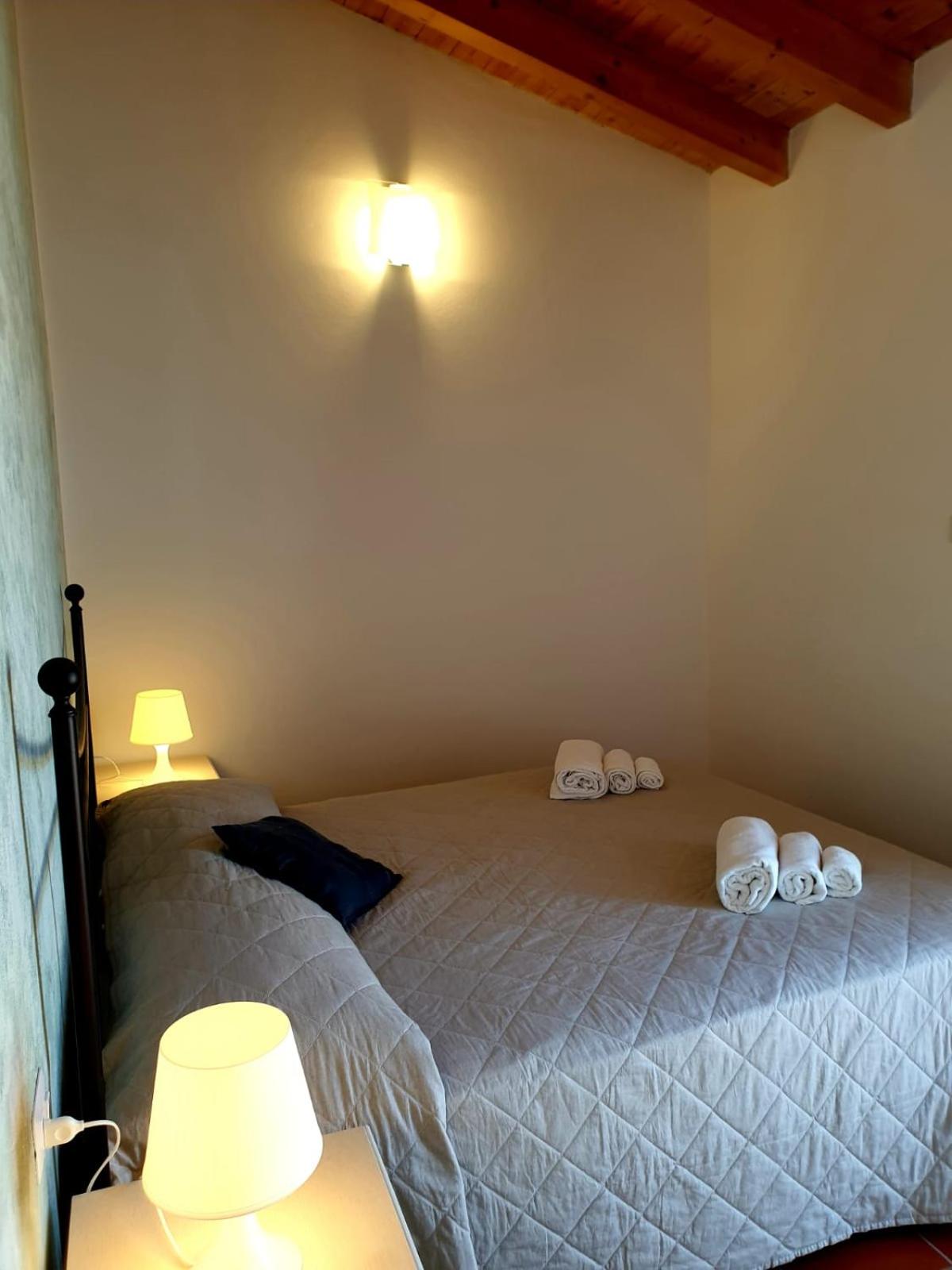 One-Bedroom Apartment with Sea View photo 1