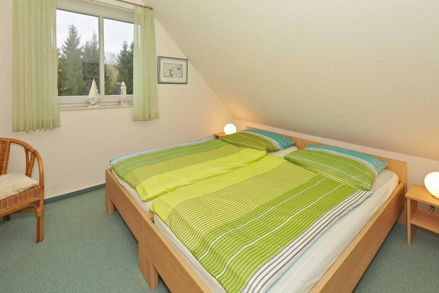 Three-Bedroom Apartment with Balcony photo 1