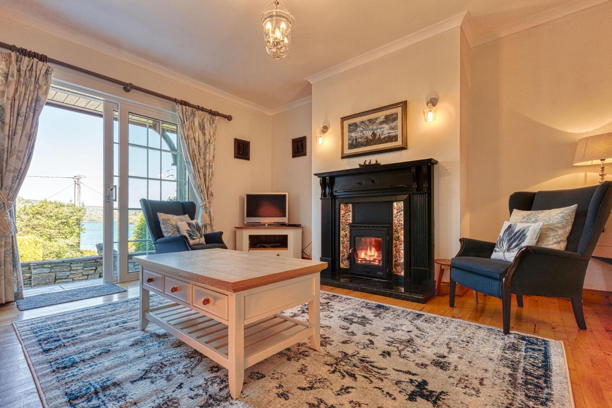 Three-Bedroom House photo 1
