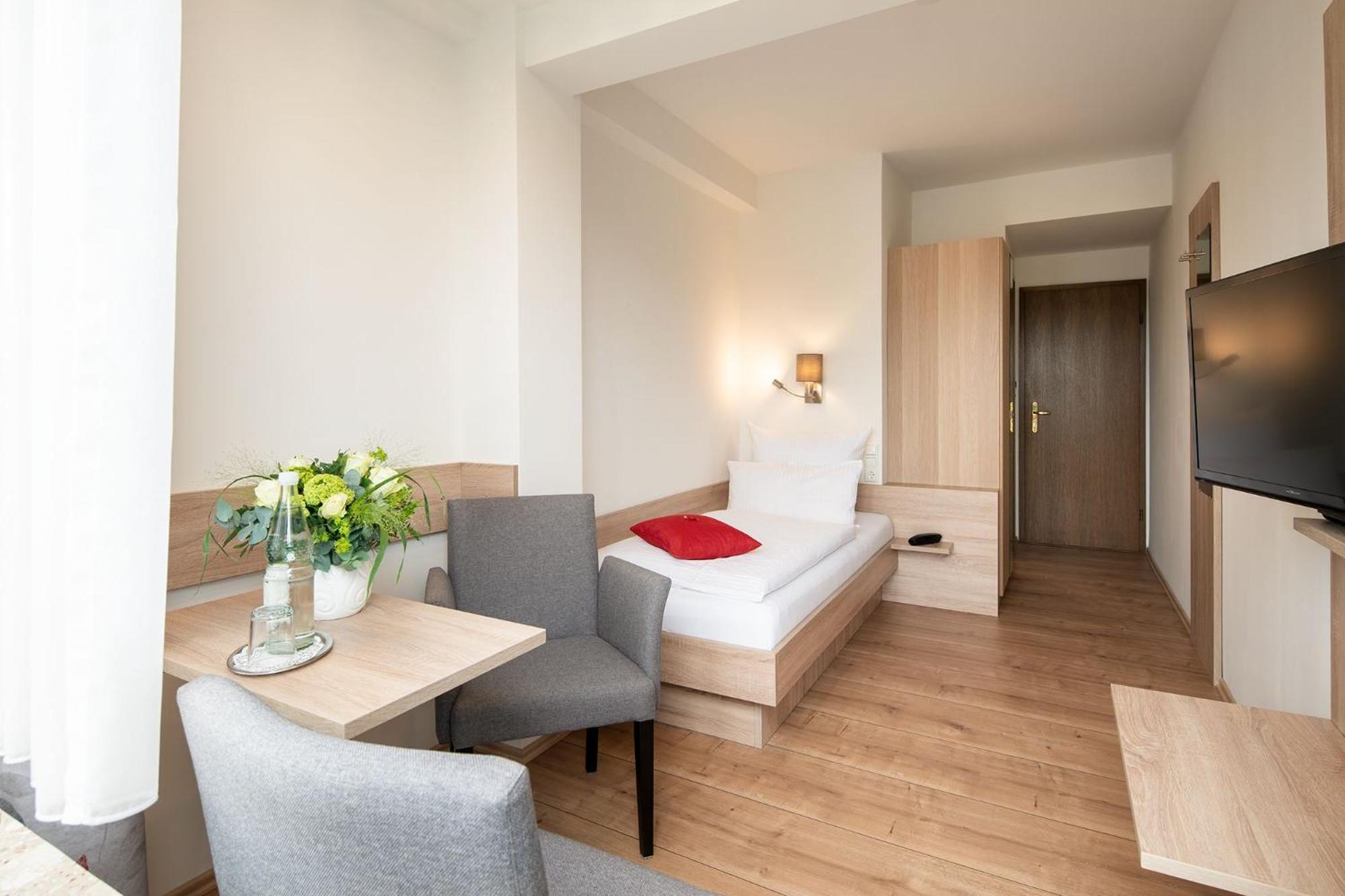 Single Room photo 1