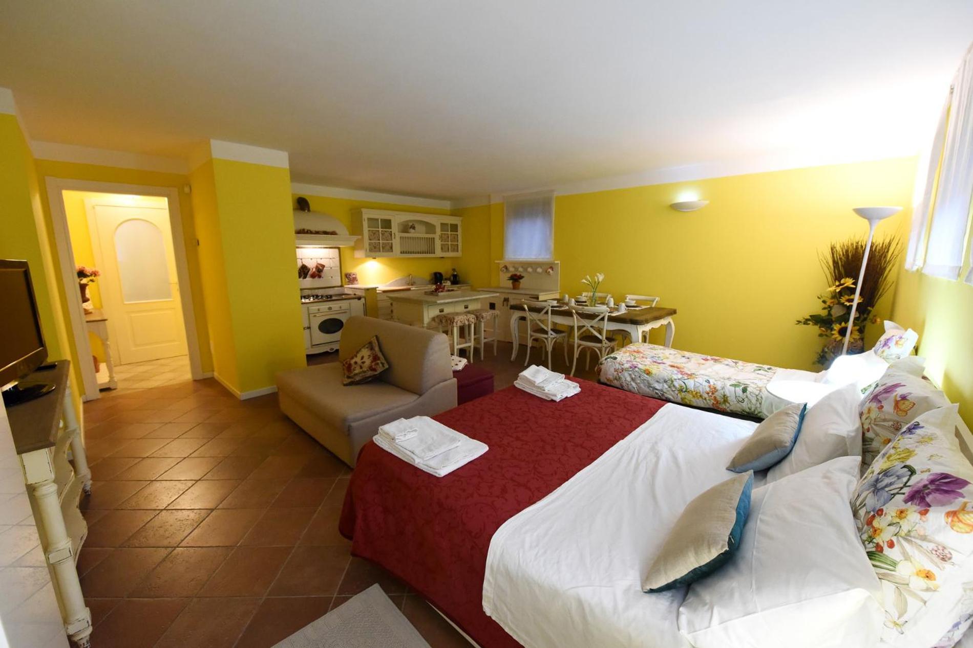 Deluxe Triple Room