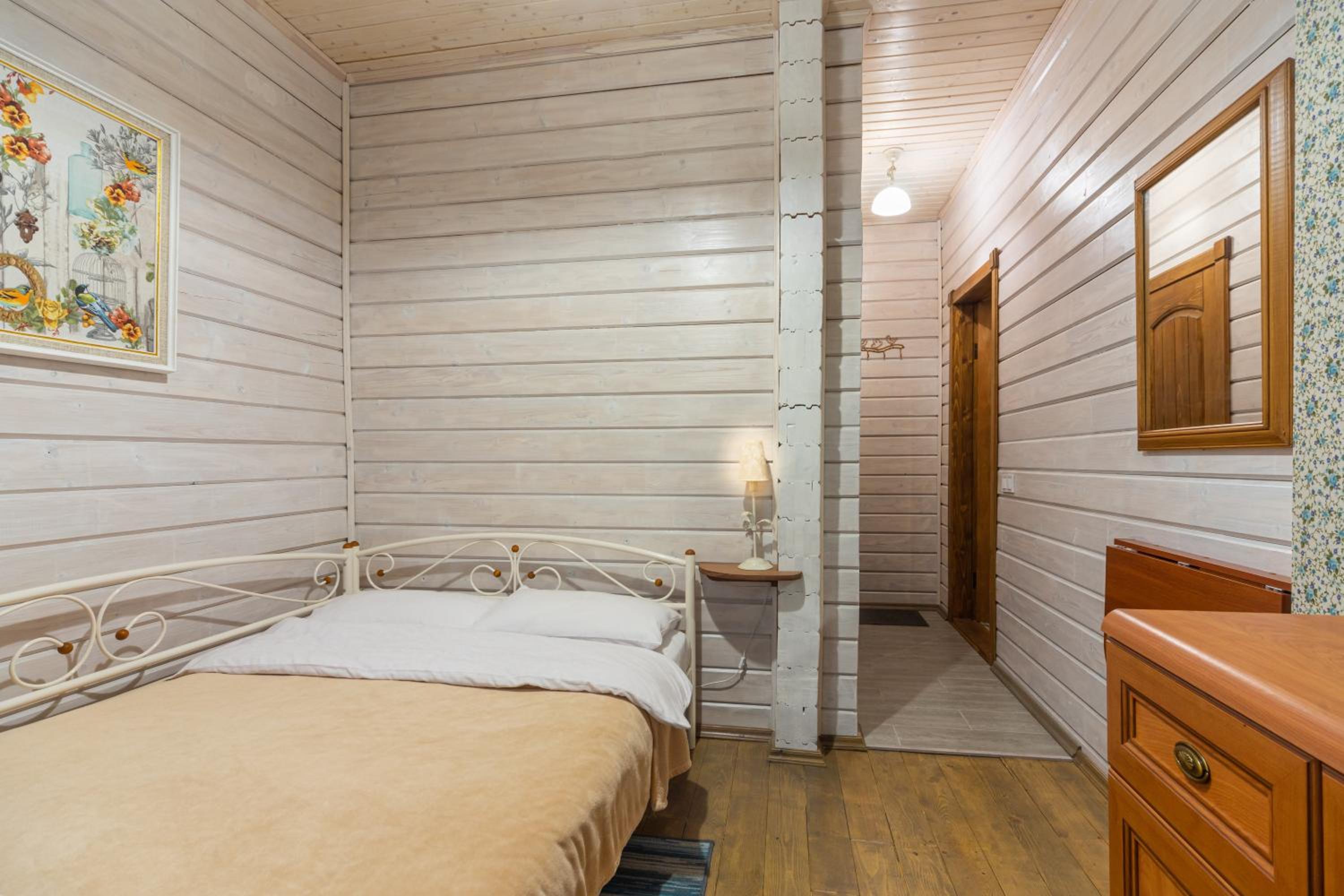 Small Double Room photo 1