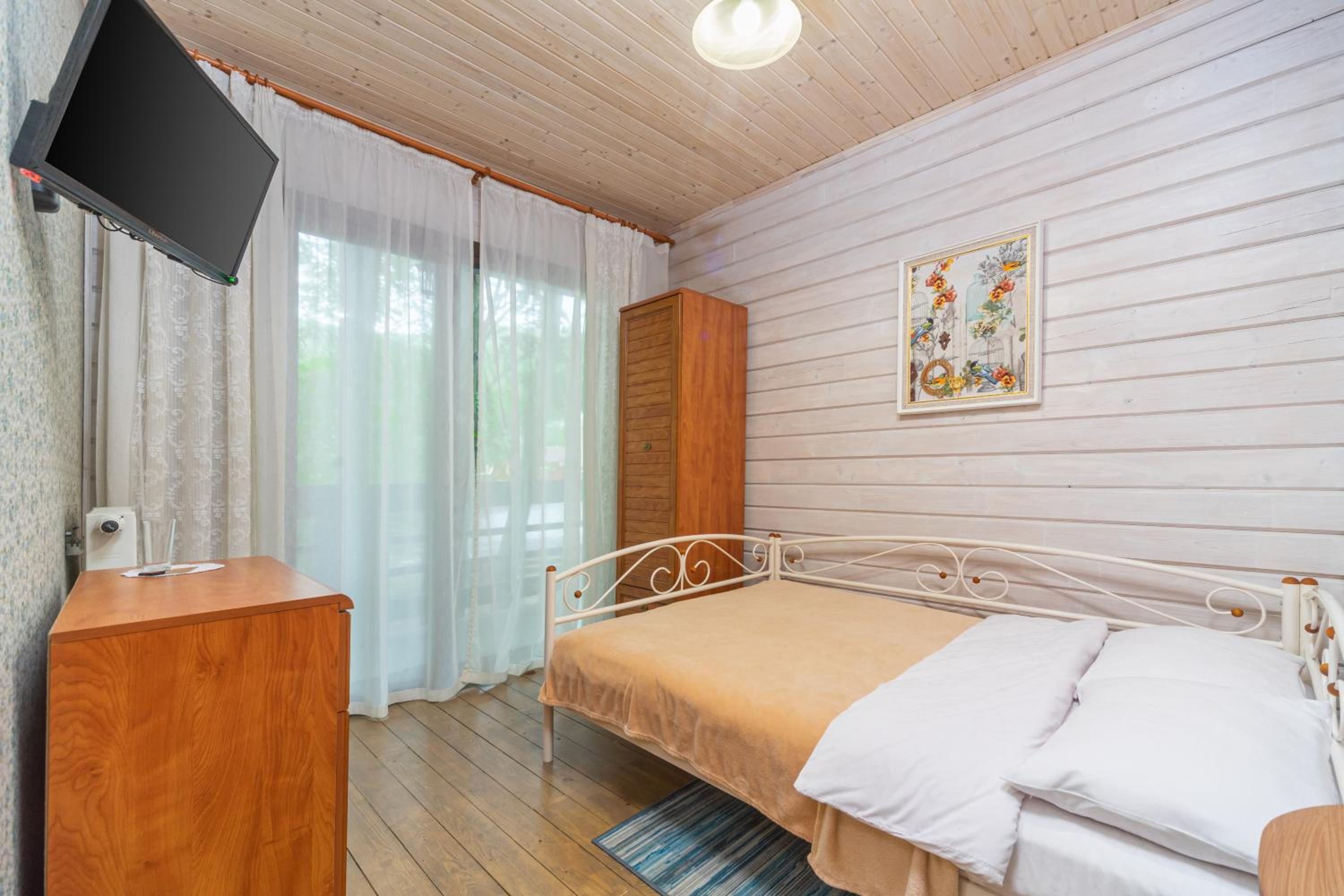 Small Double Room photo 3