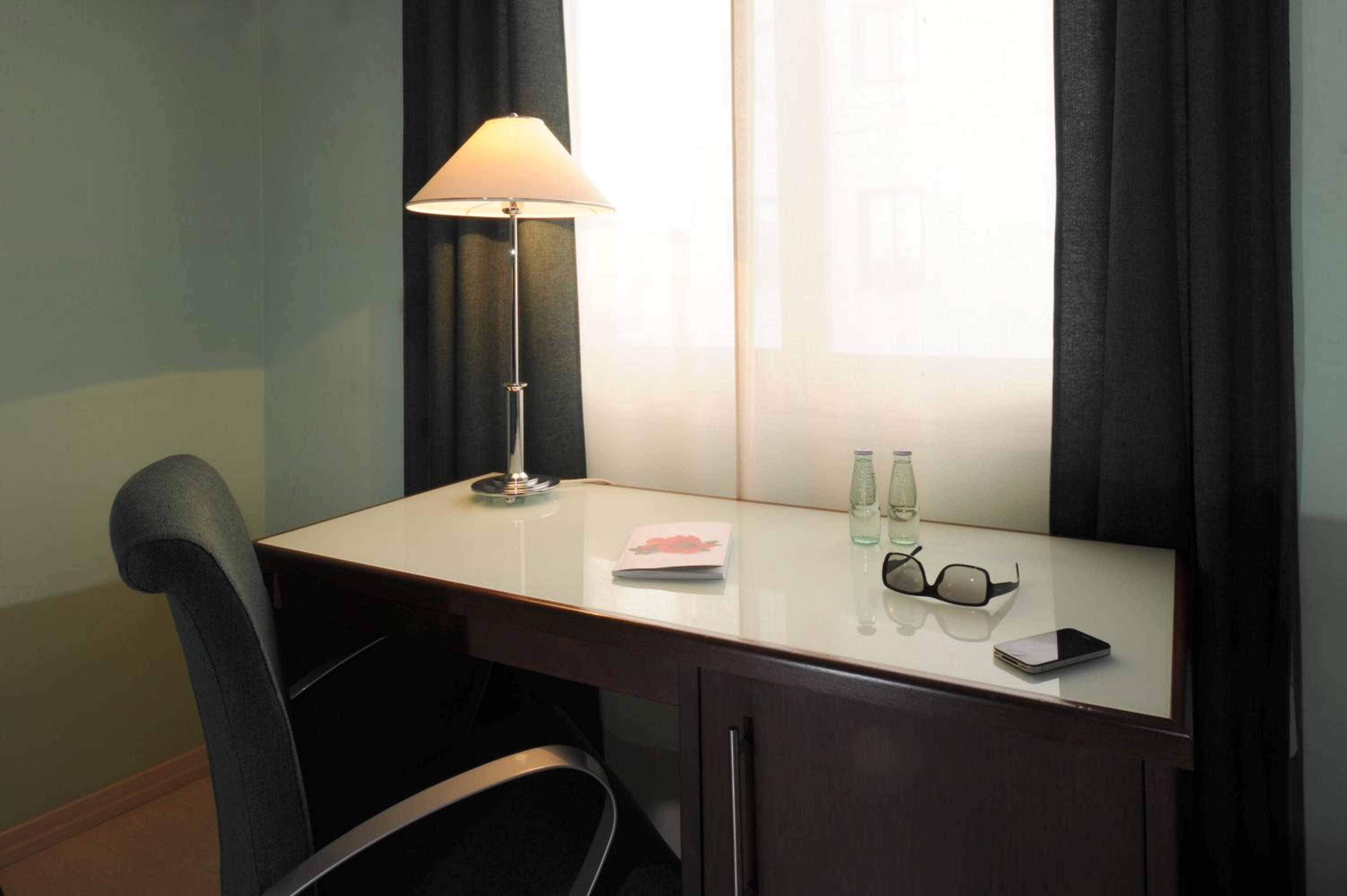 Single Room - Photo 1