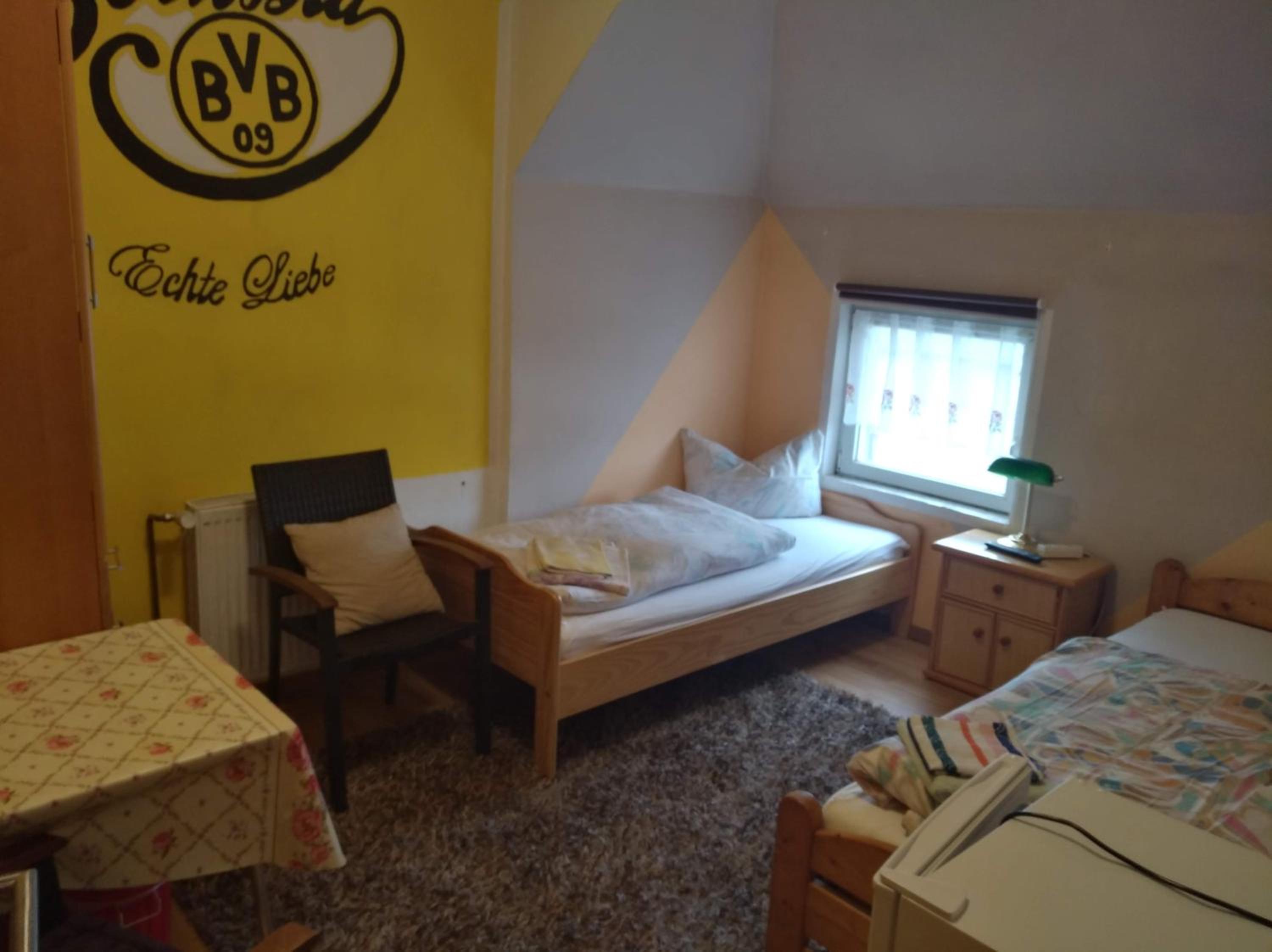 Standard Twin Room - Photo 2