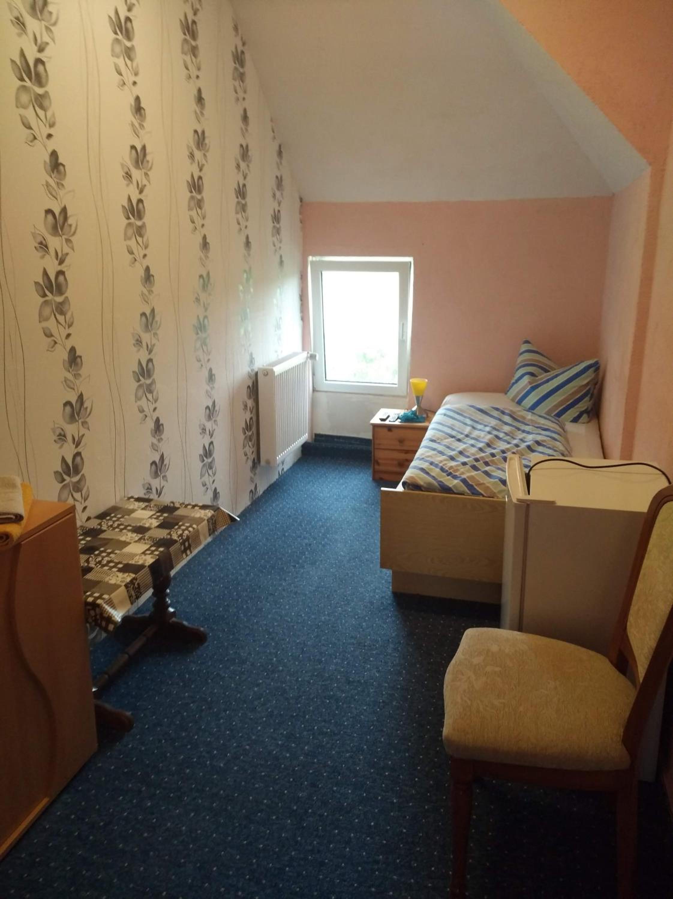 Small Double Room photo 3