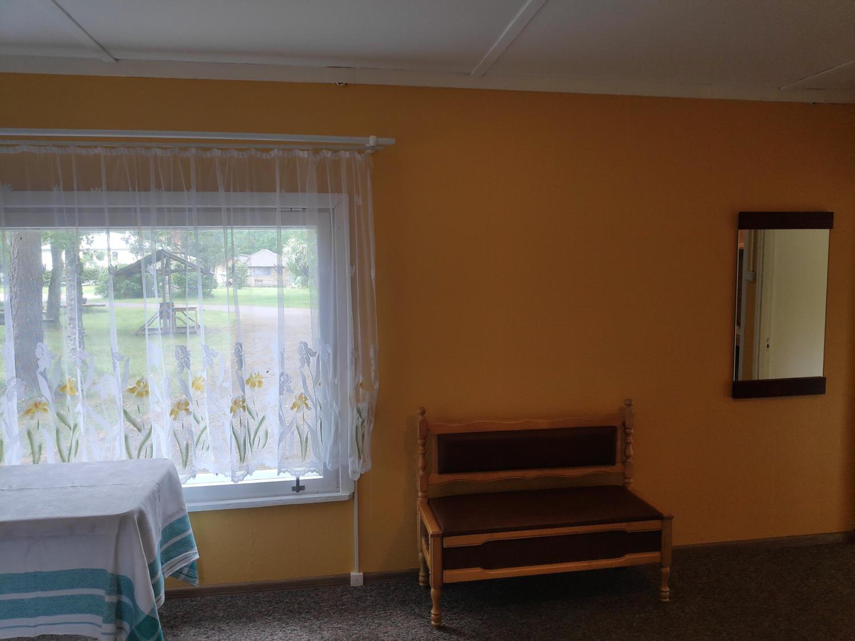 Chalet (4 Adults) photo 3
