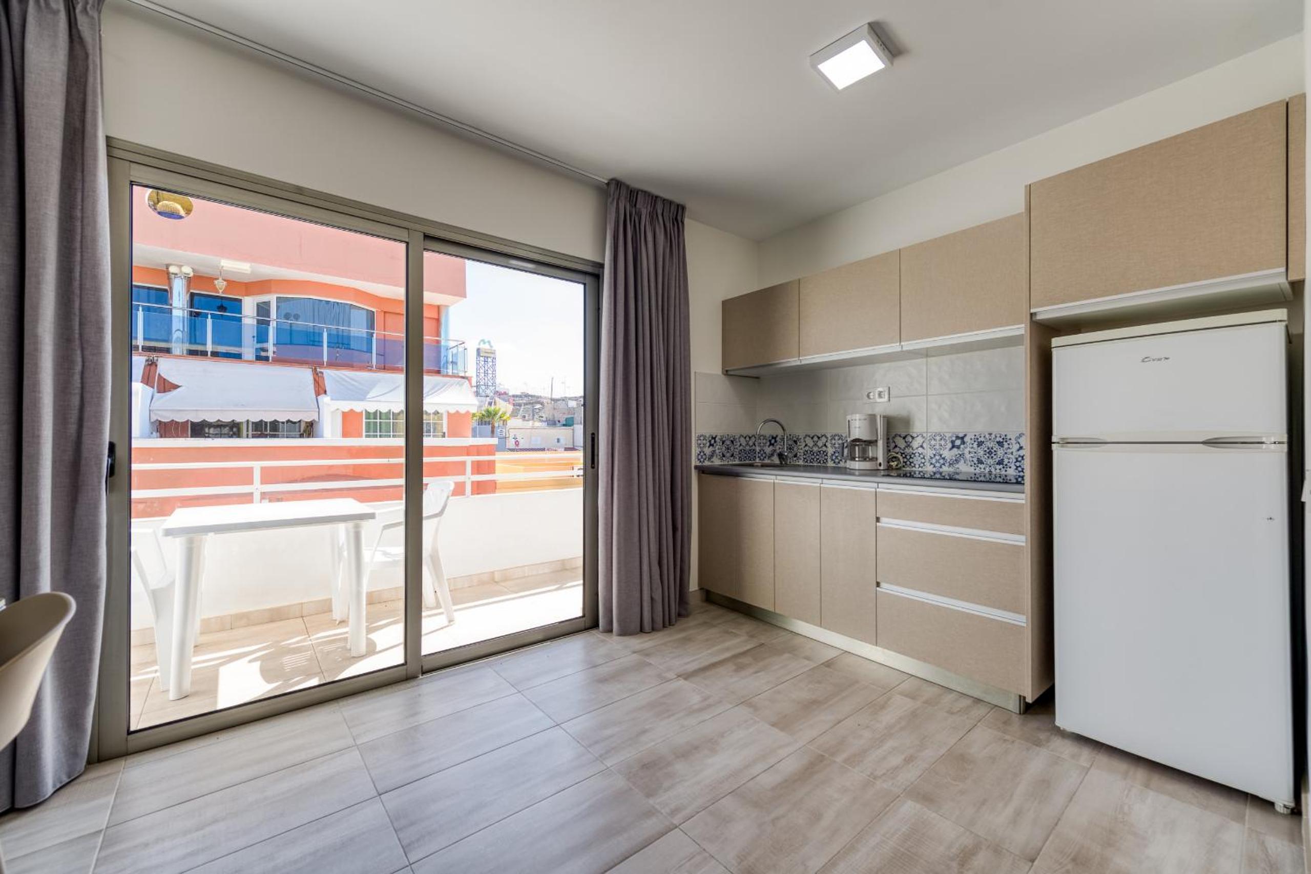 Apartment with Terrace photo 3