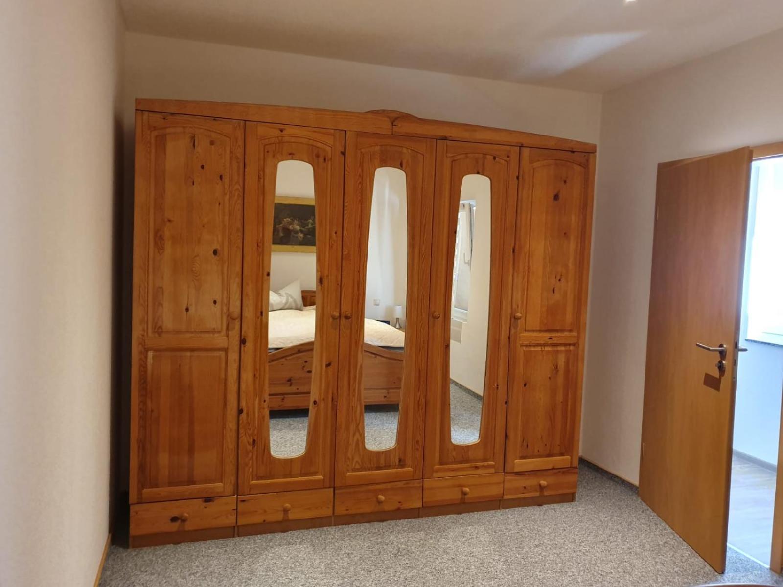 One-Bedroom Apartment - Photo 5