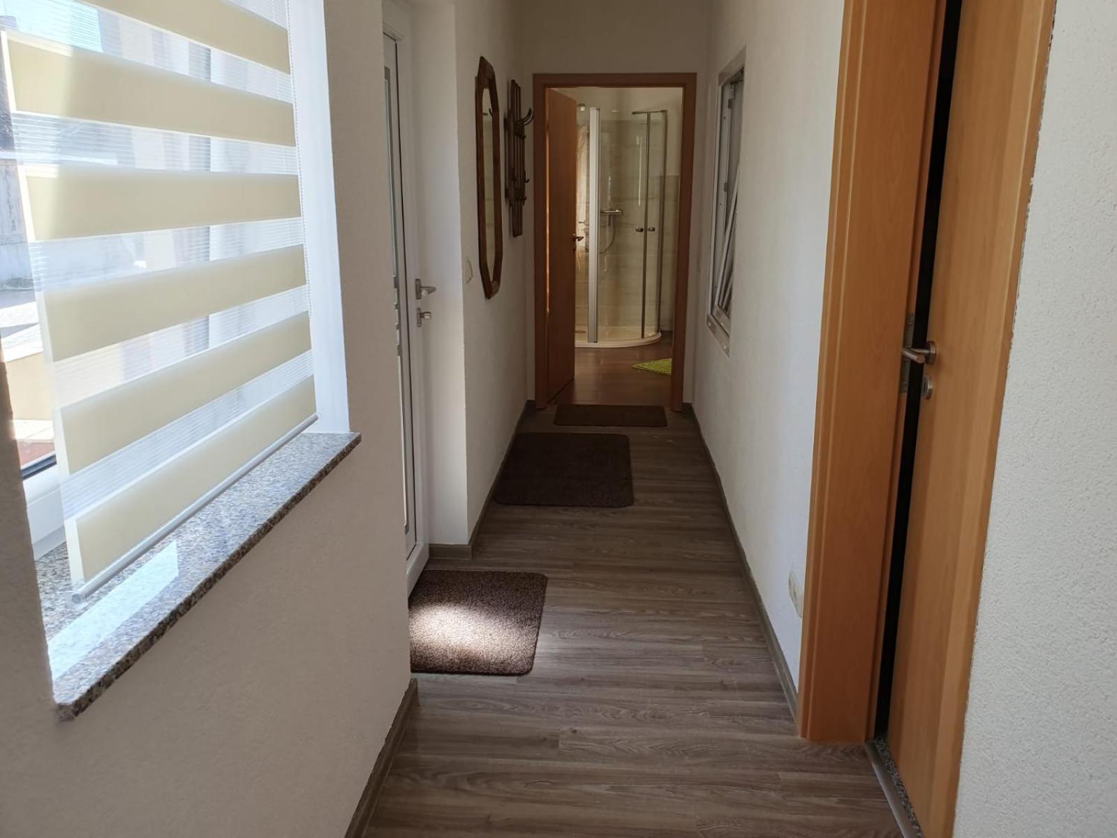 One-Bedroom Apartment - Photo 4