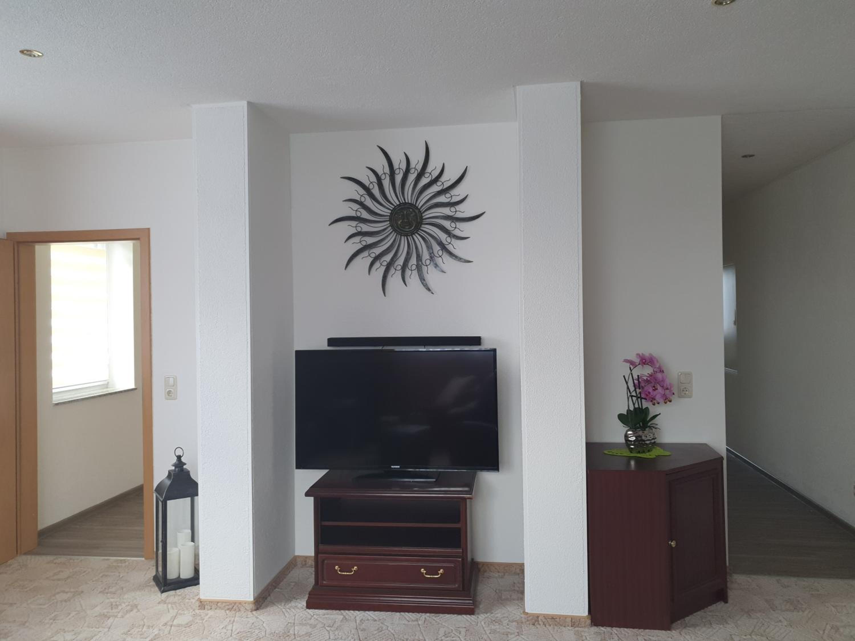 One-Bedroom Apartment - Photo 10