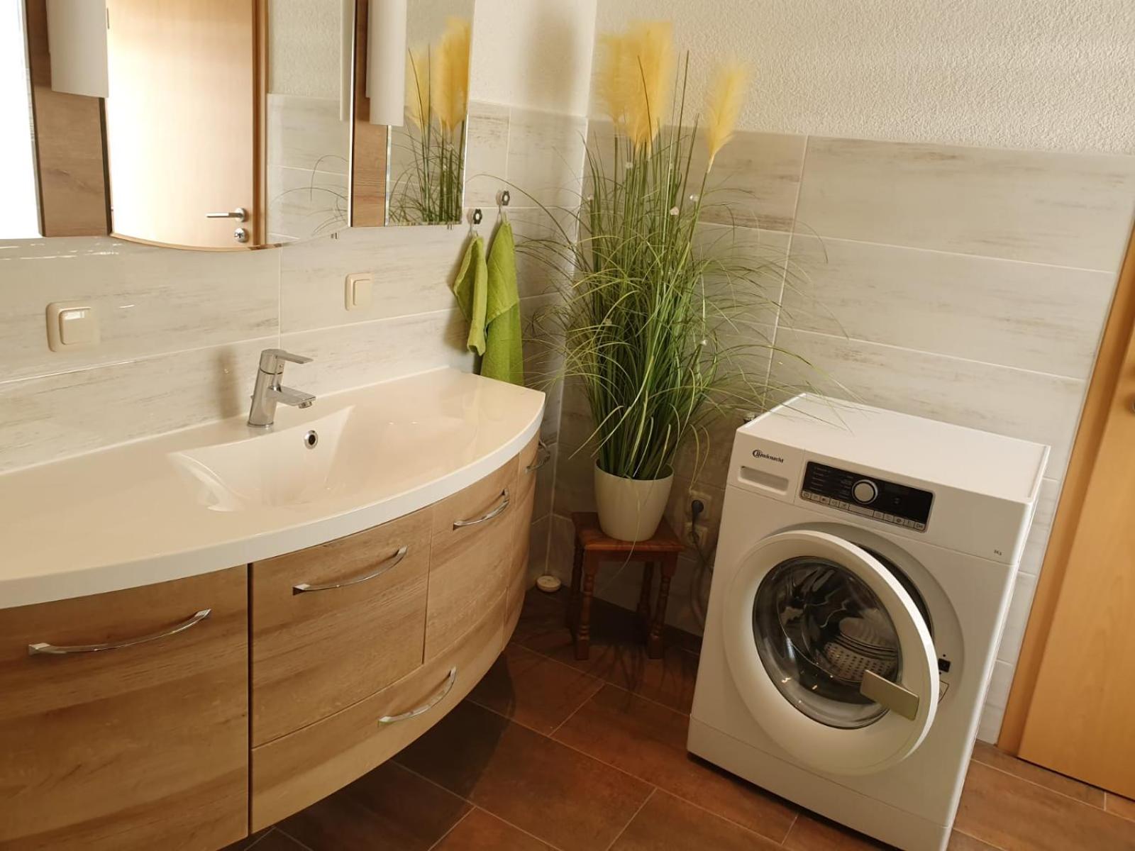 One-Bedroom Apartment - Photo 8