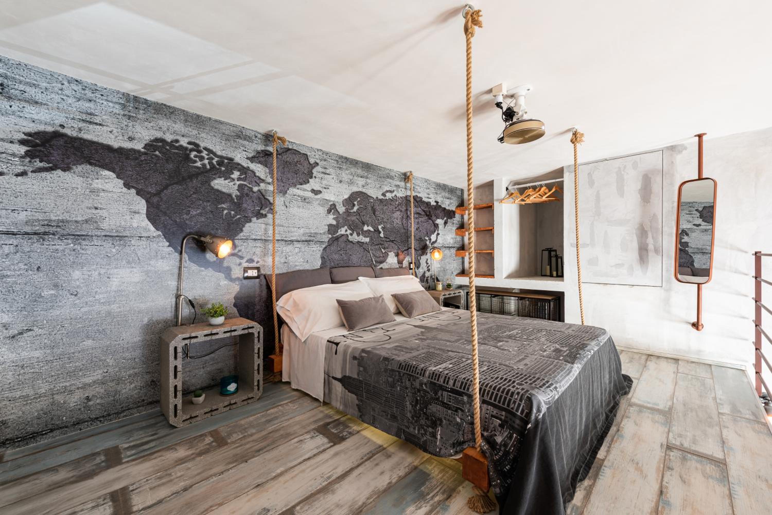 Loft photo 1