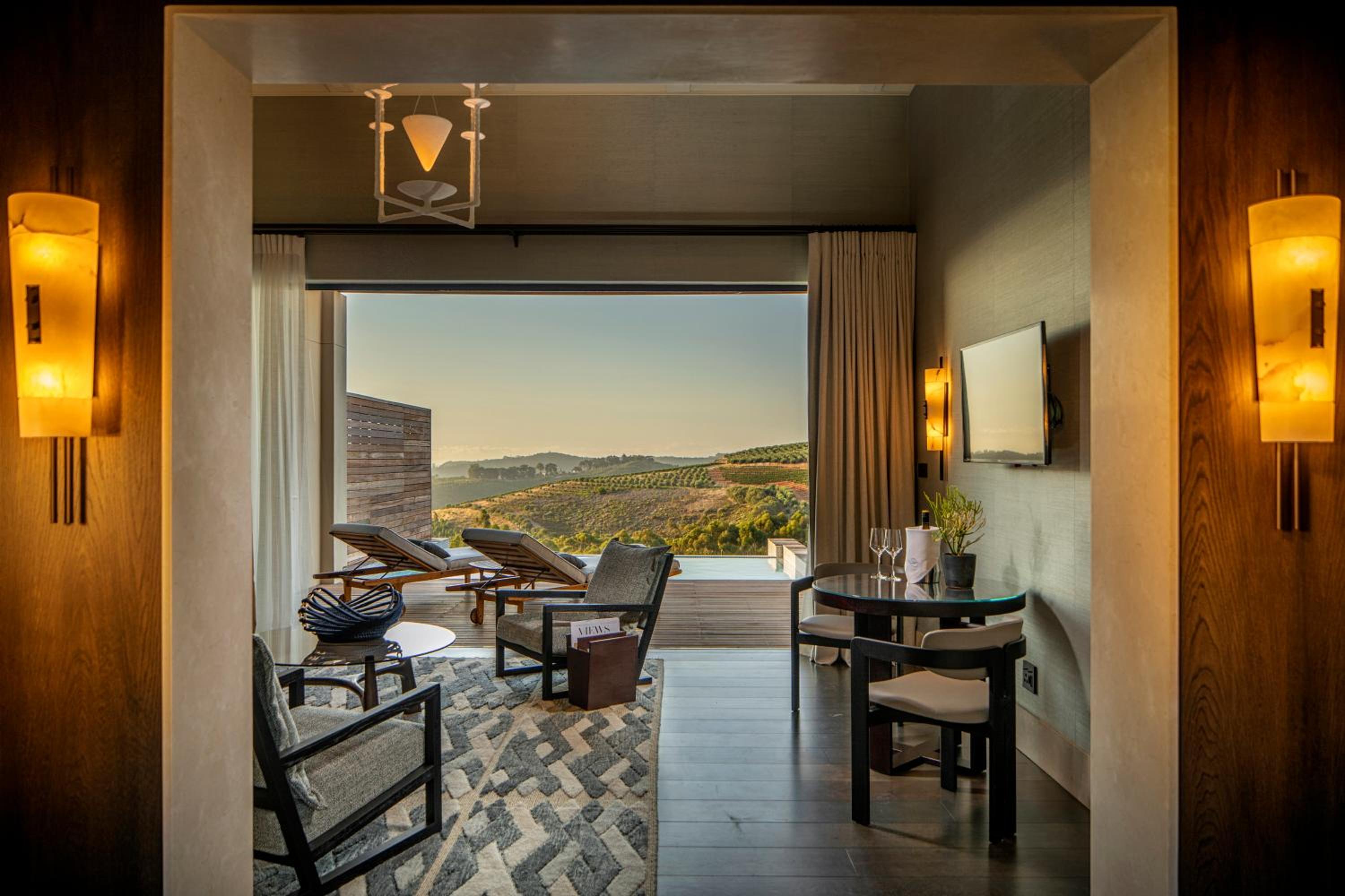 Superior Villa with Vineyard Views - Photo 5