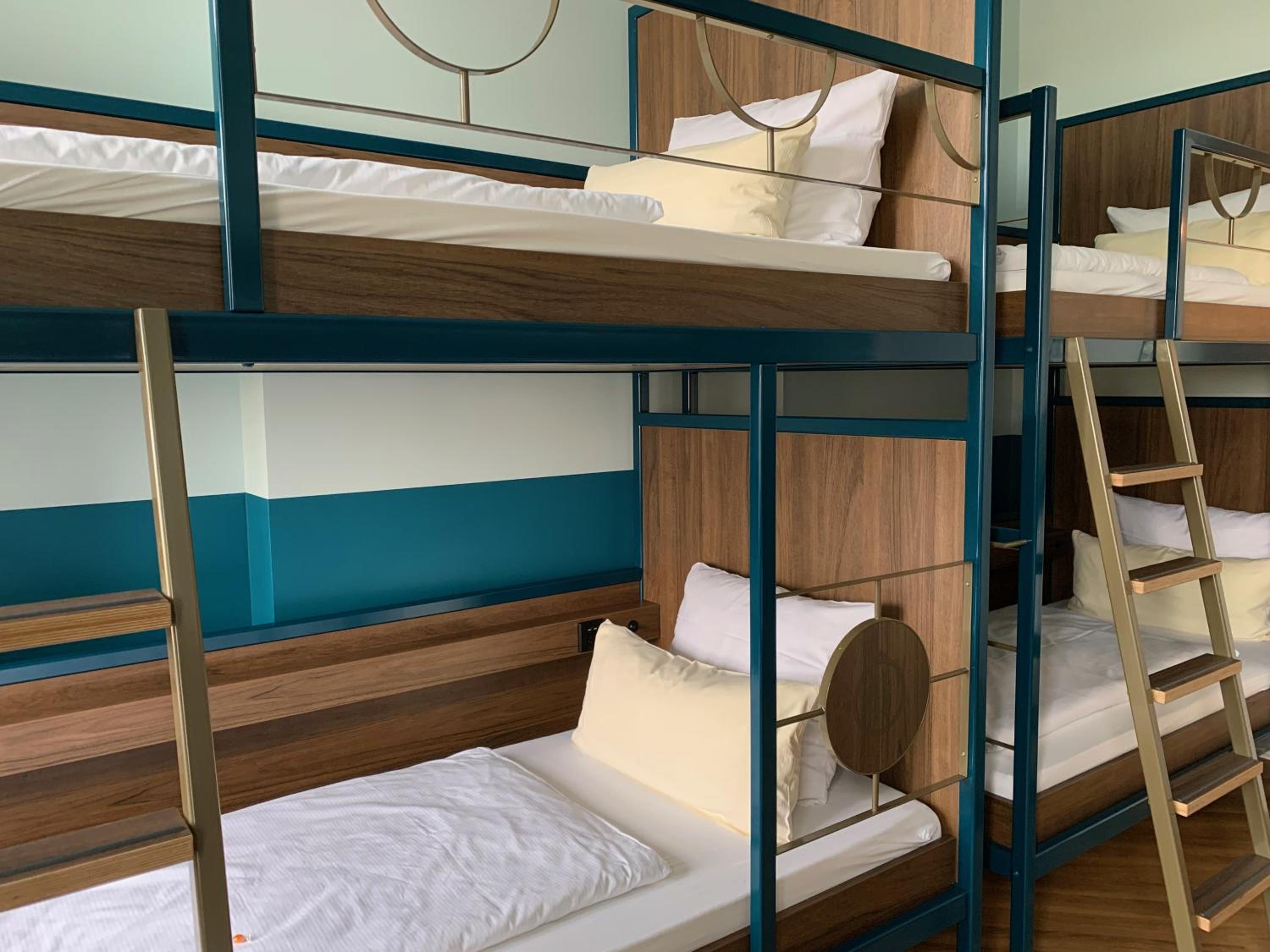 Bed in 8-Bed Mixed Dormitory Room with Private Bathroom photo 3