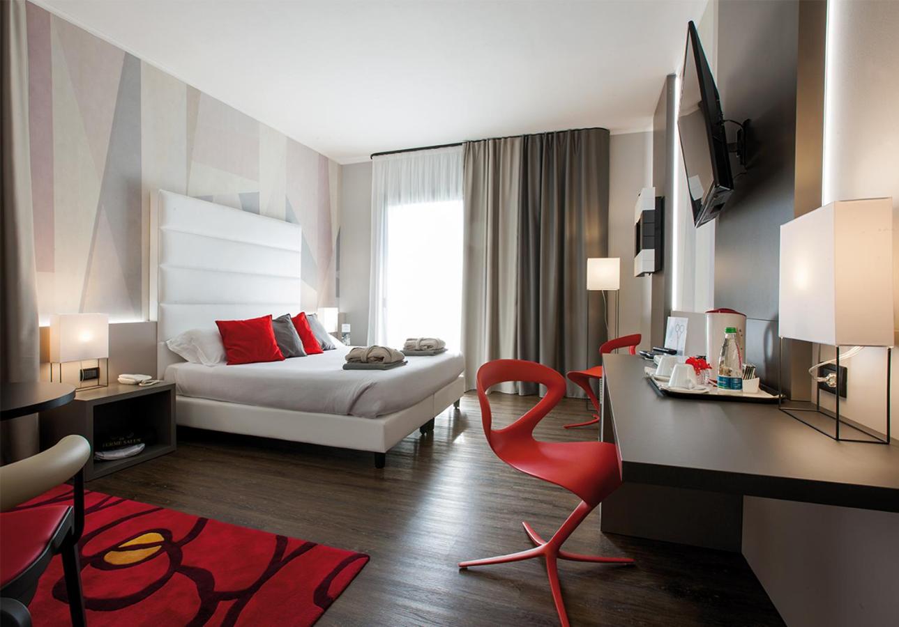 Junior Suite with Spa Access