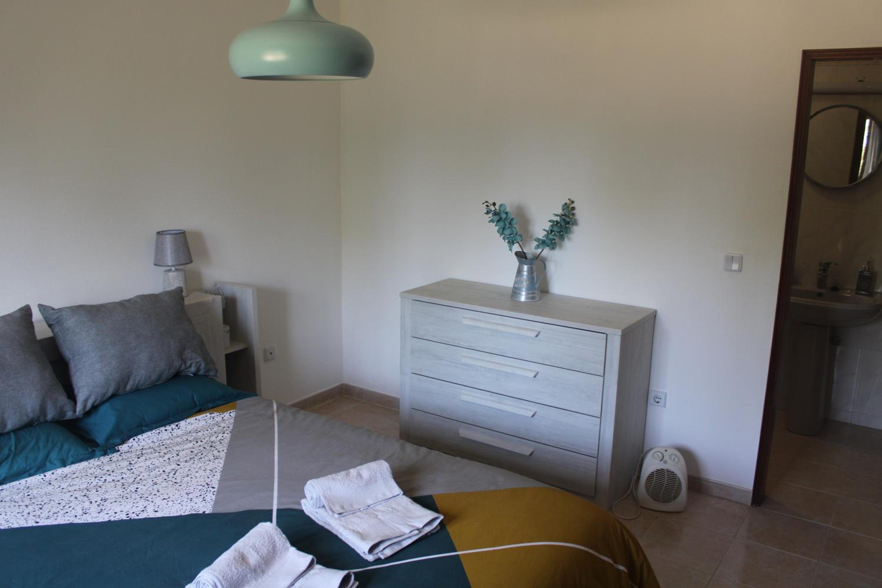 Double Room with Private Bathroom photo 3