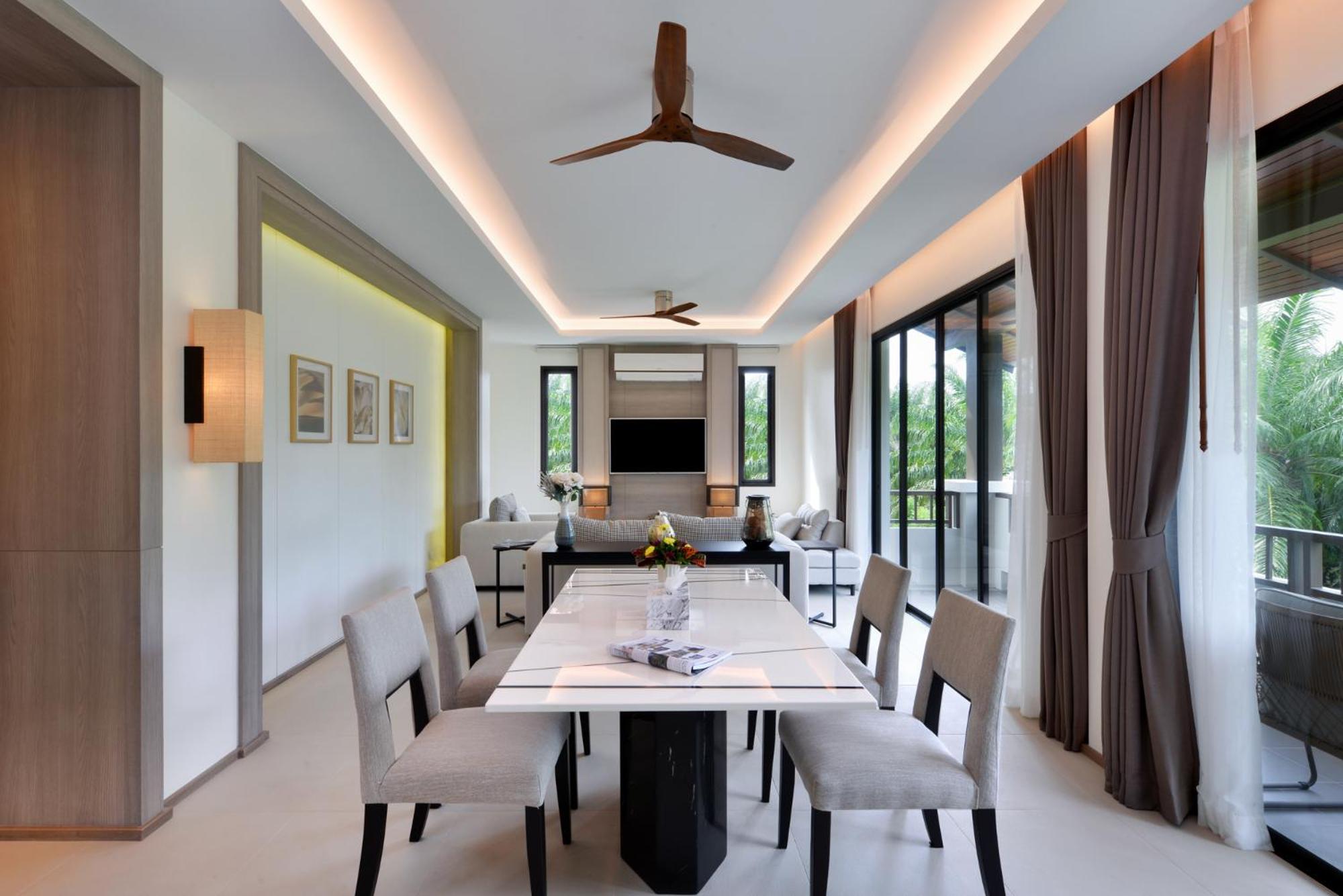 Two-Bedroom Suite with Golf View - Photo 8