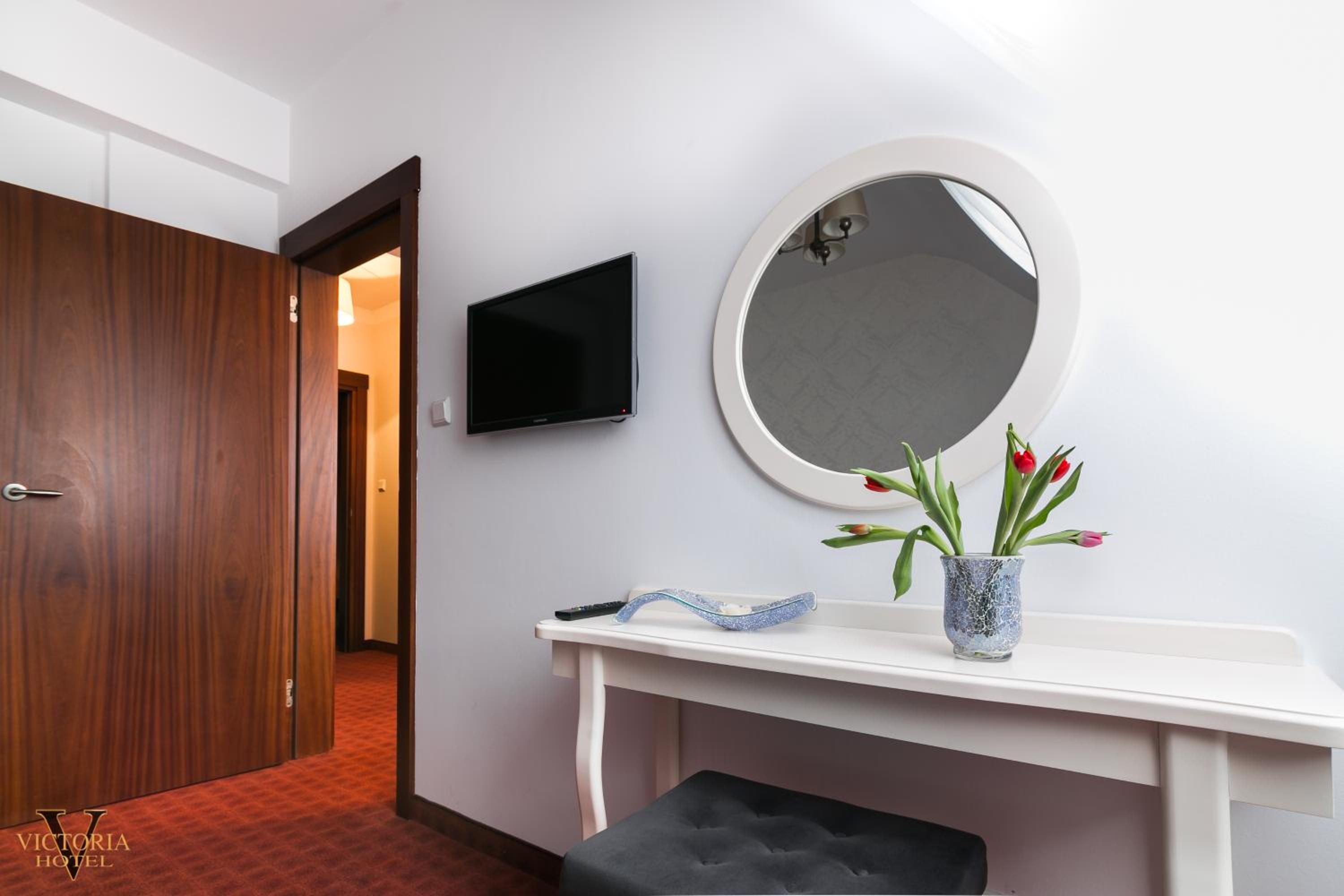 Apartment - Photo 2