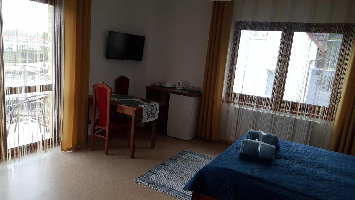 Superior Double Room with Two Single Beds, Private Bathroom and Balcony
