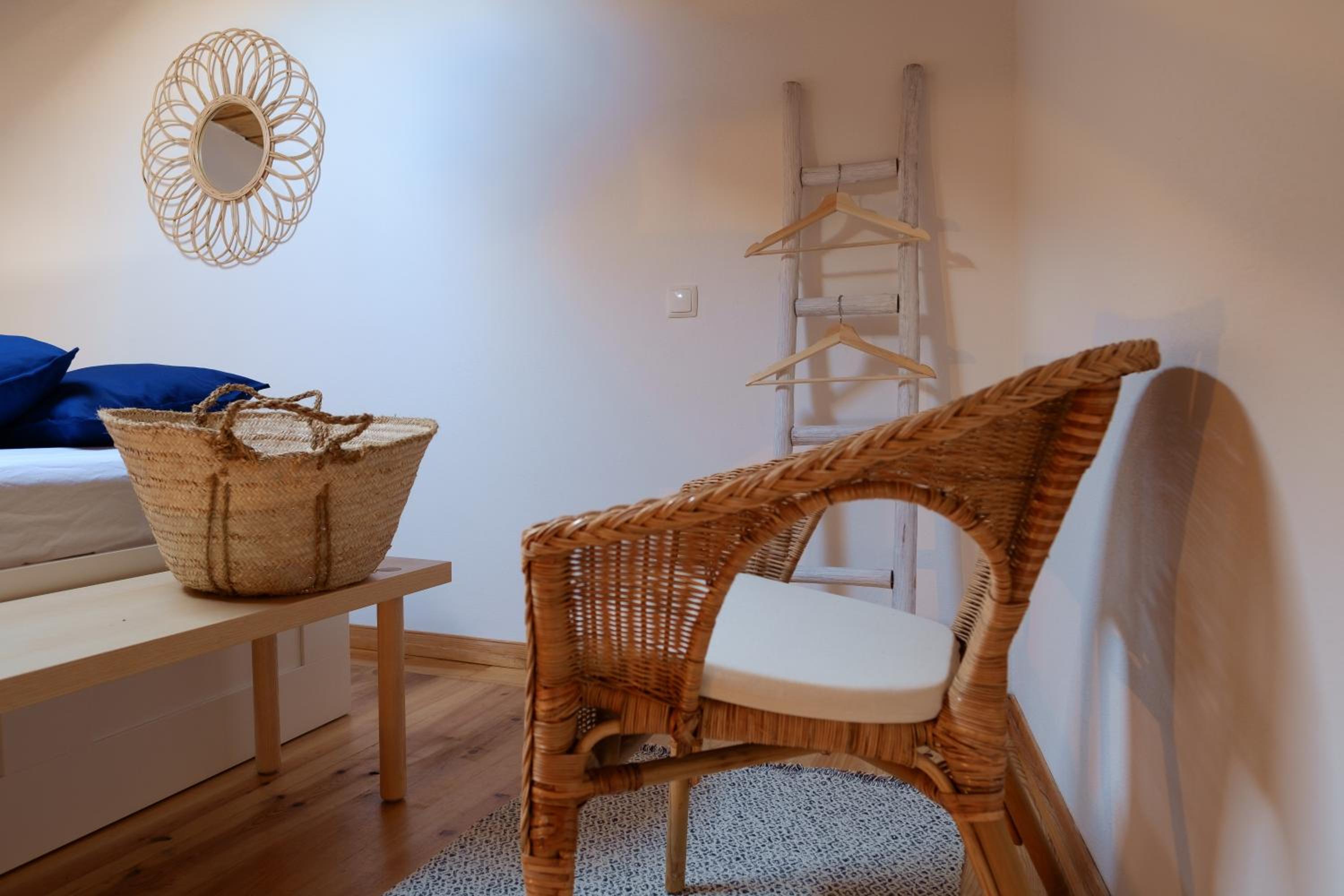One-Bedroom Apartment - Photo 8