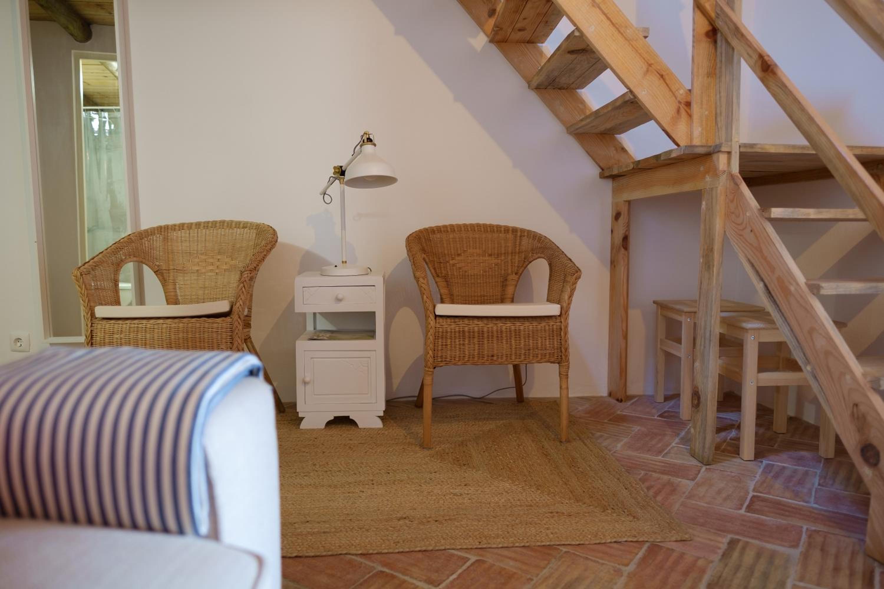 One-Bedroom Apartment - Photo 9