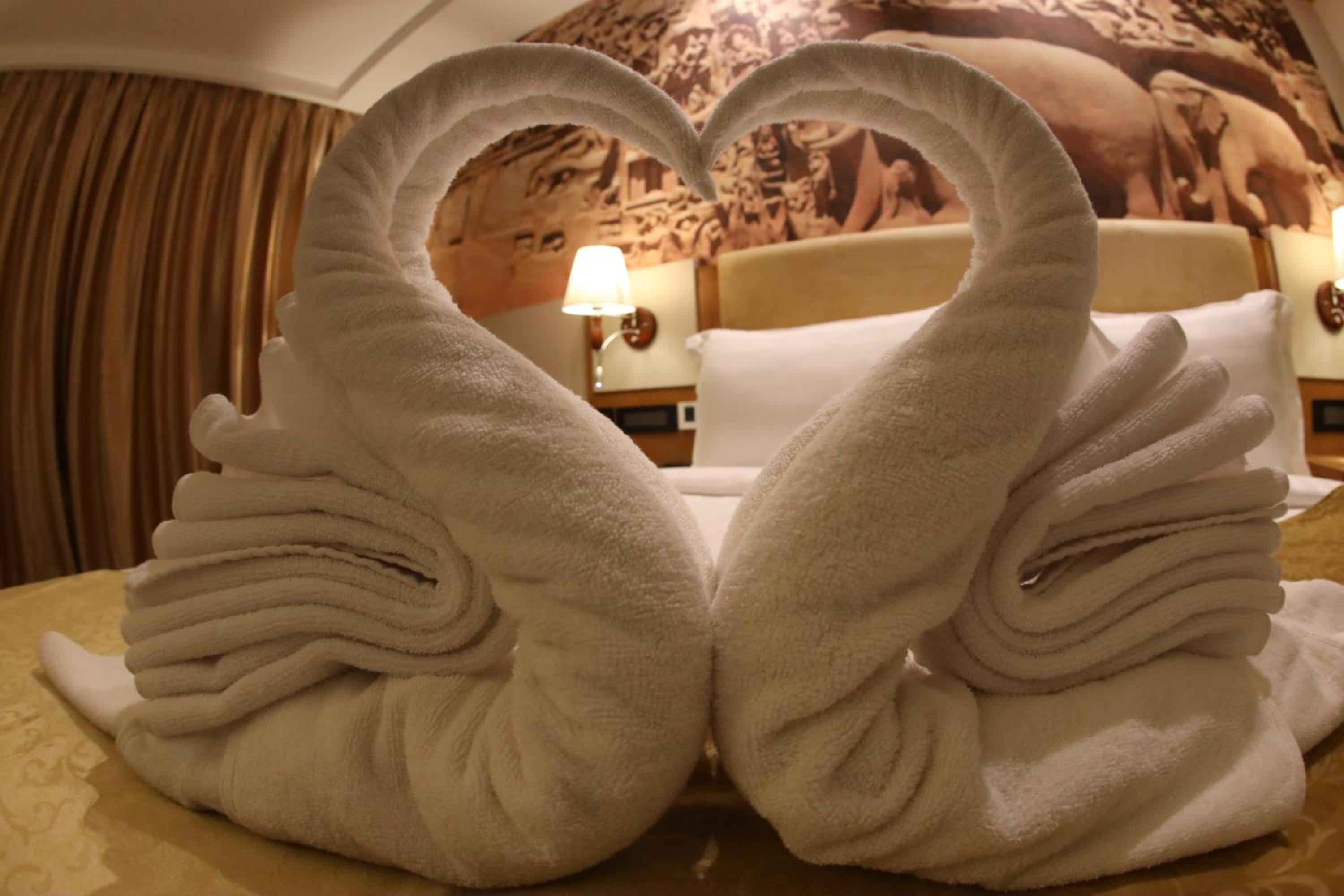Deluxe Twin / King Room  - Photo 4