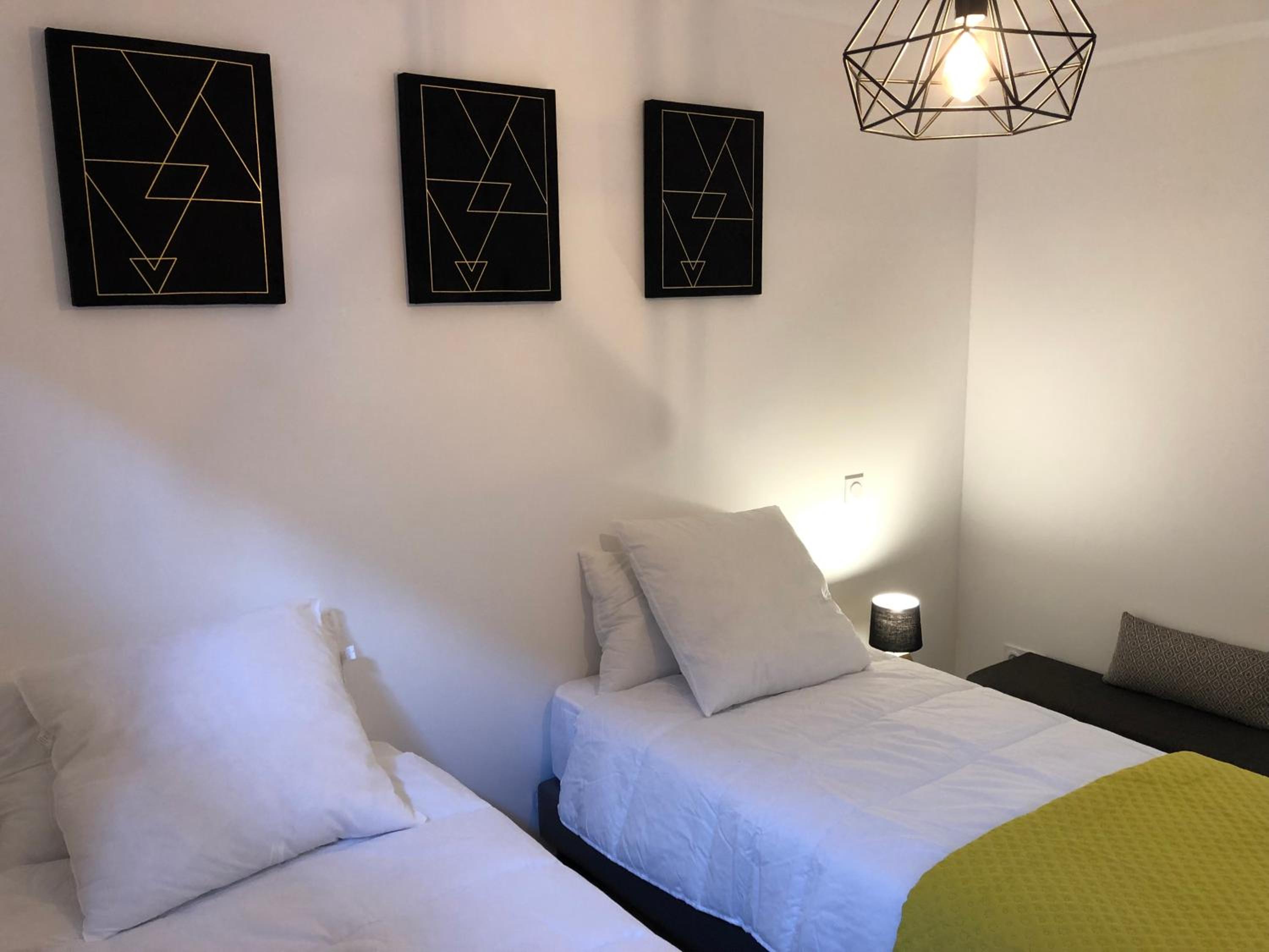Standard Twin Room photo 3