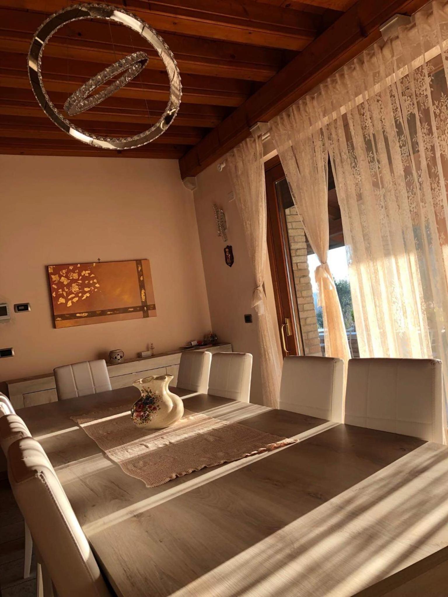 Standard Single Room with Shared Bathroom photo 3