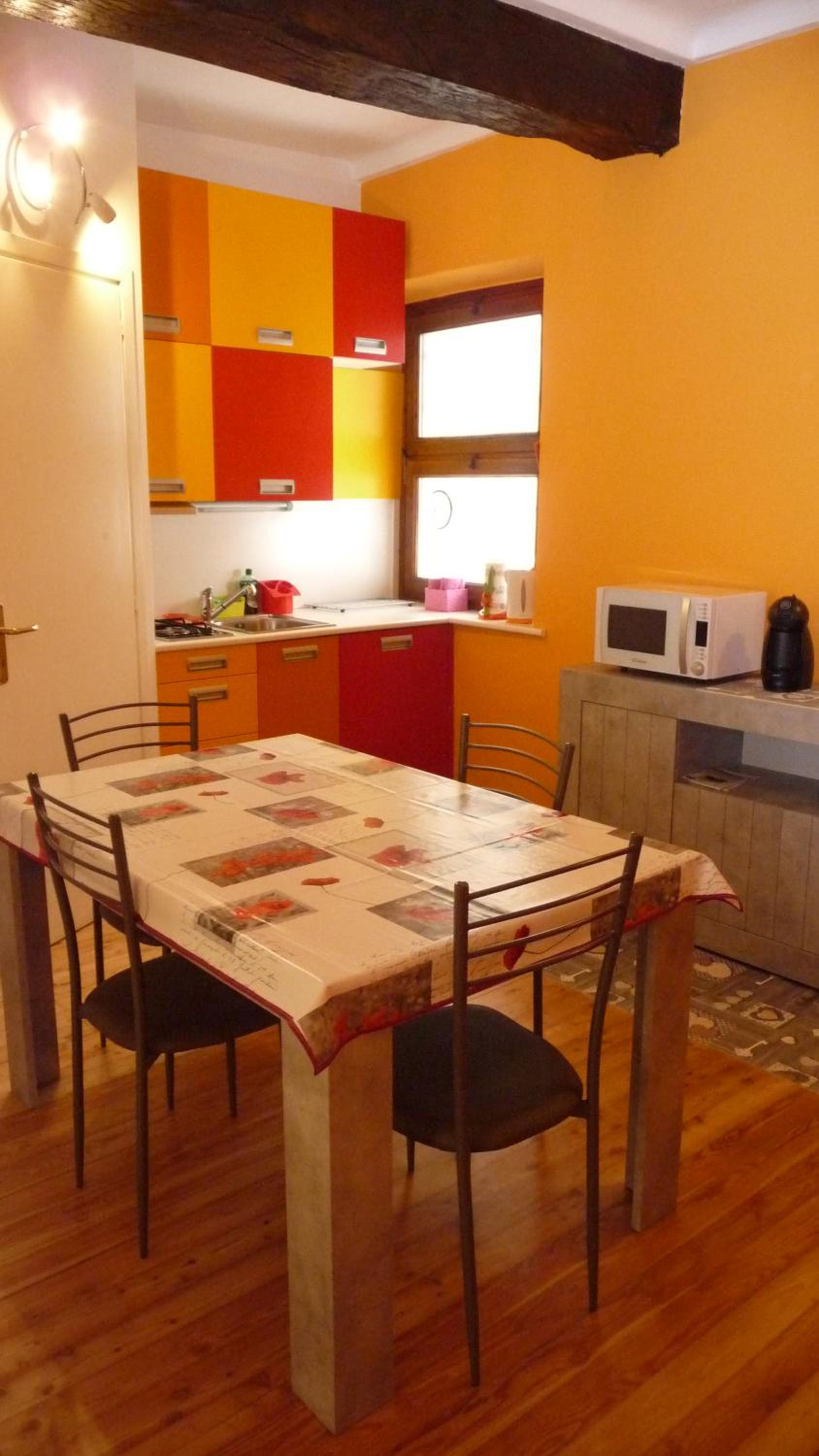 One-Bedroom Apartment - Photo 11