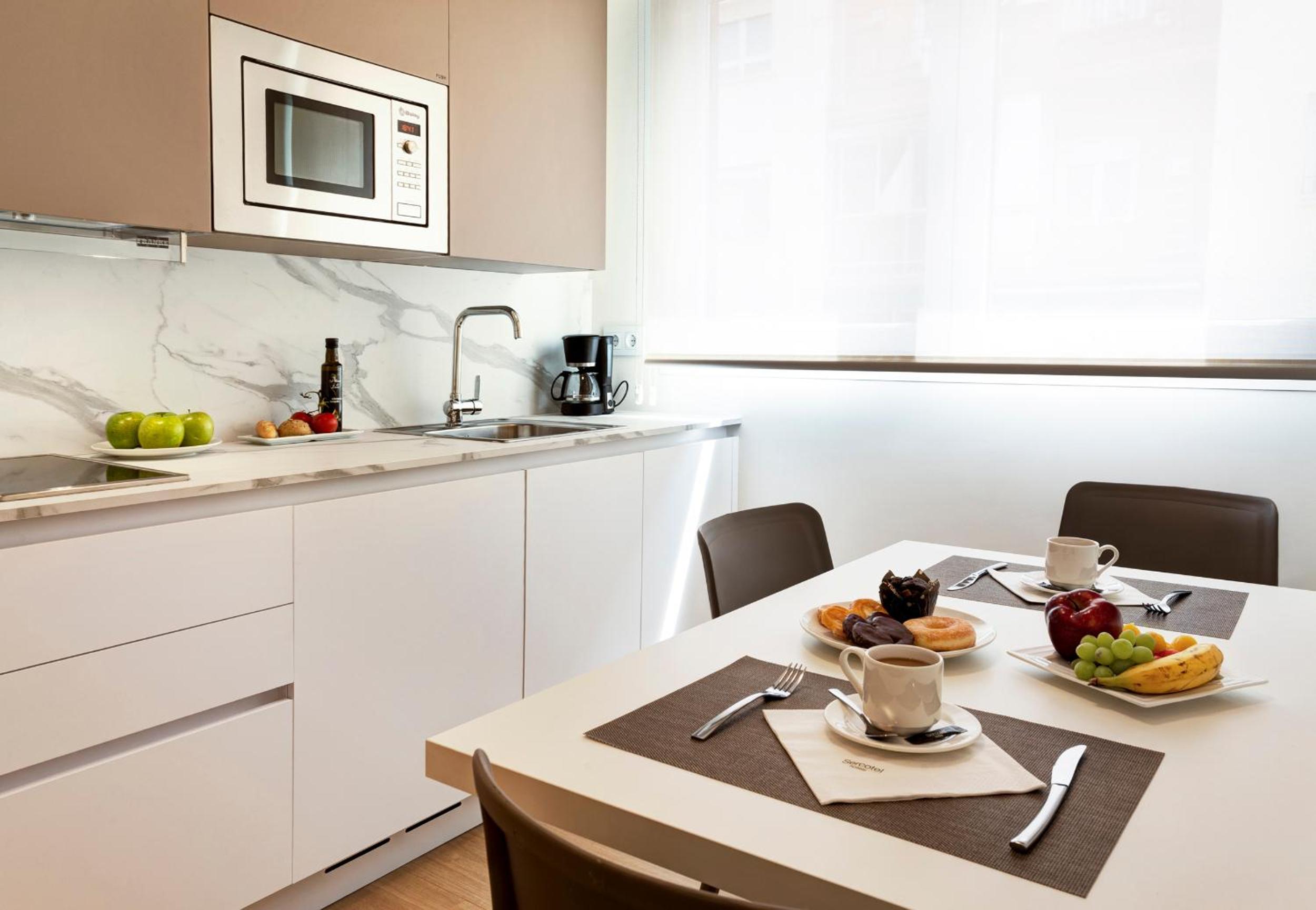 One-Bedroom Apartment - Photo 8