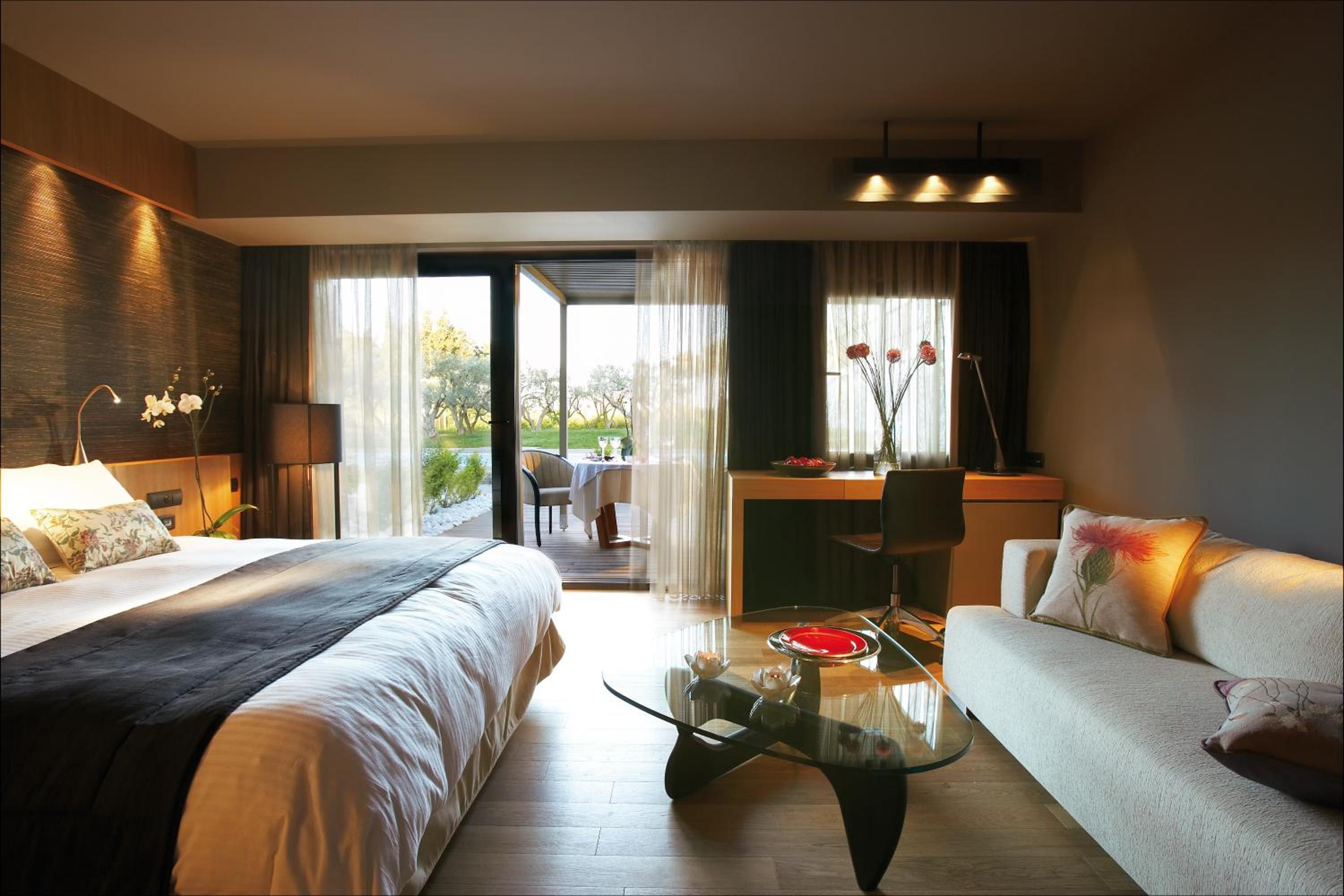 Superior Double Room with Garden View - Photo 2