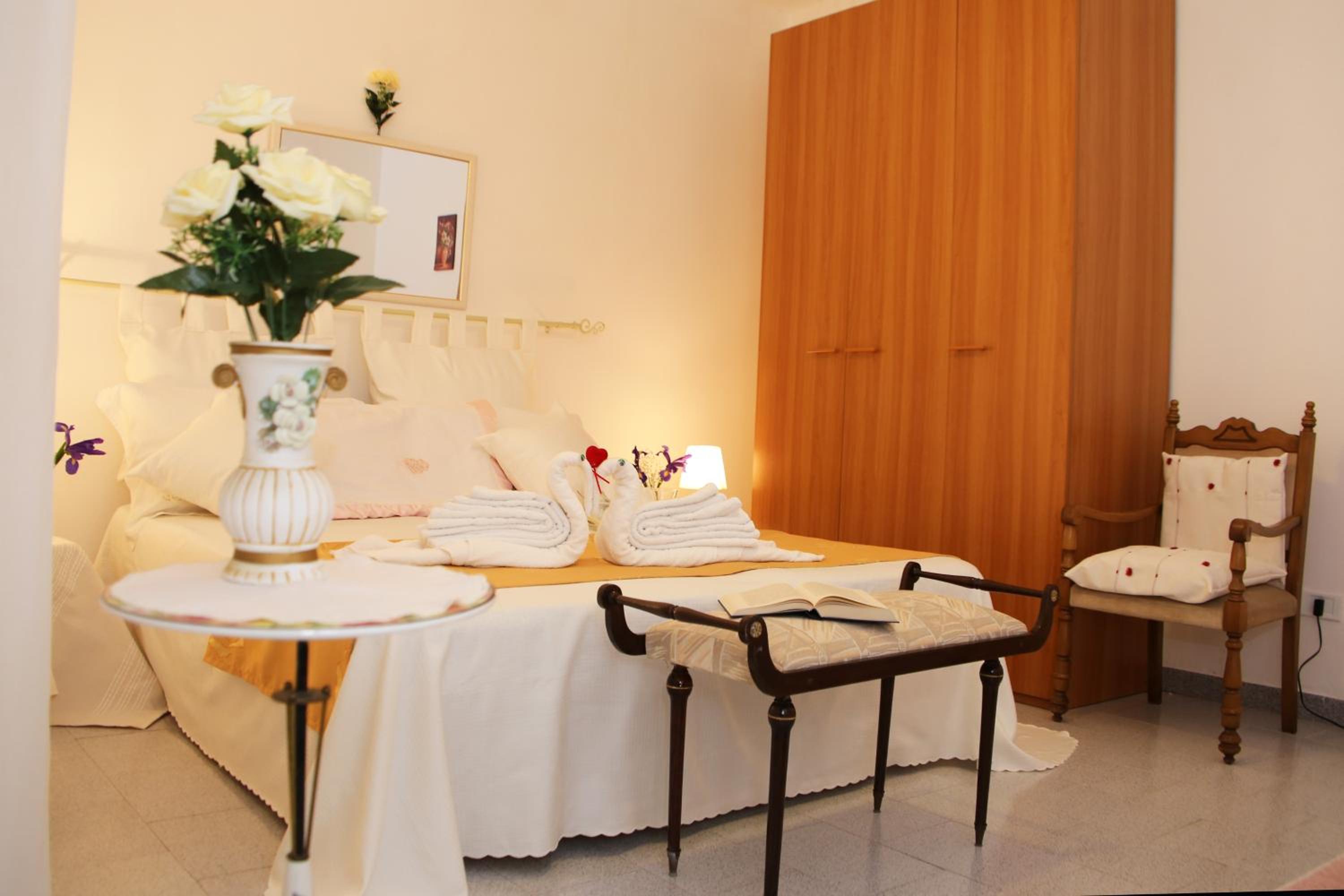 Apartment - Photo 16