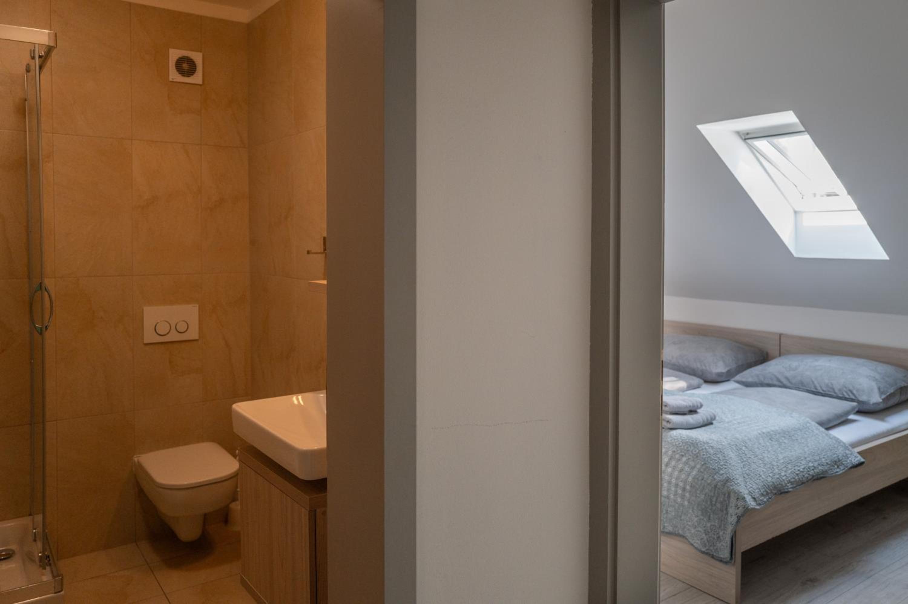 Double or Twin Room with Balcony photo 2