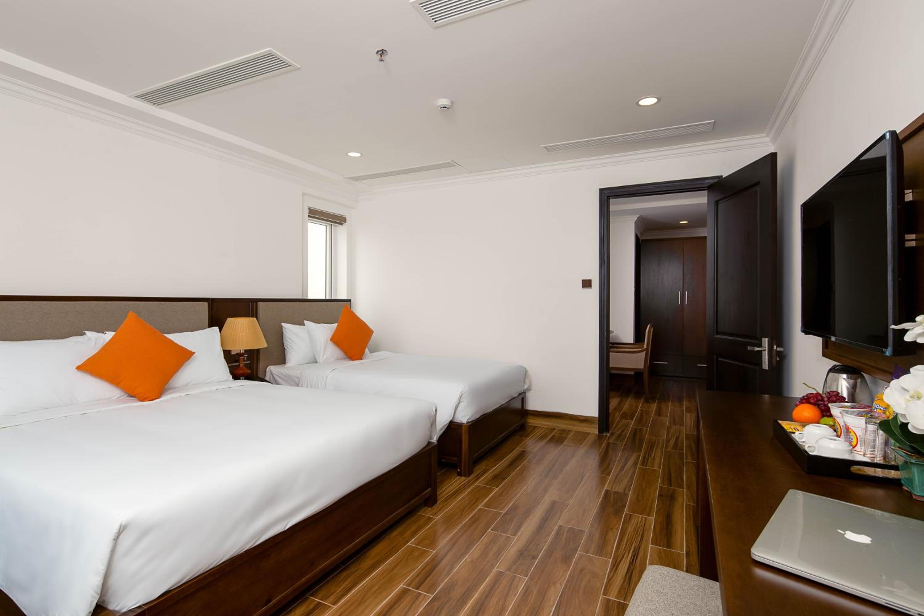 Two-Bedroom Apartment - Photo 1