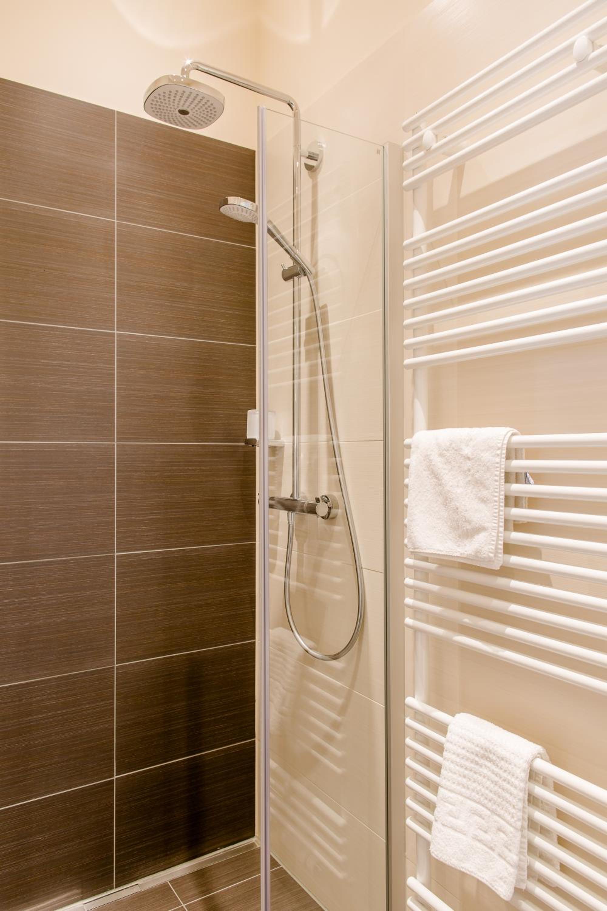 Deluxe Double Room - Photo 2