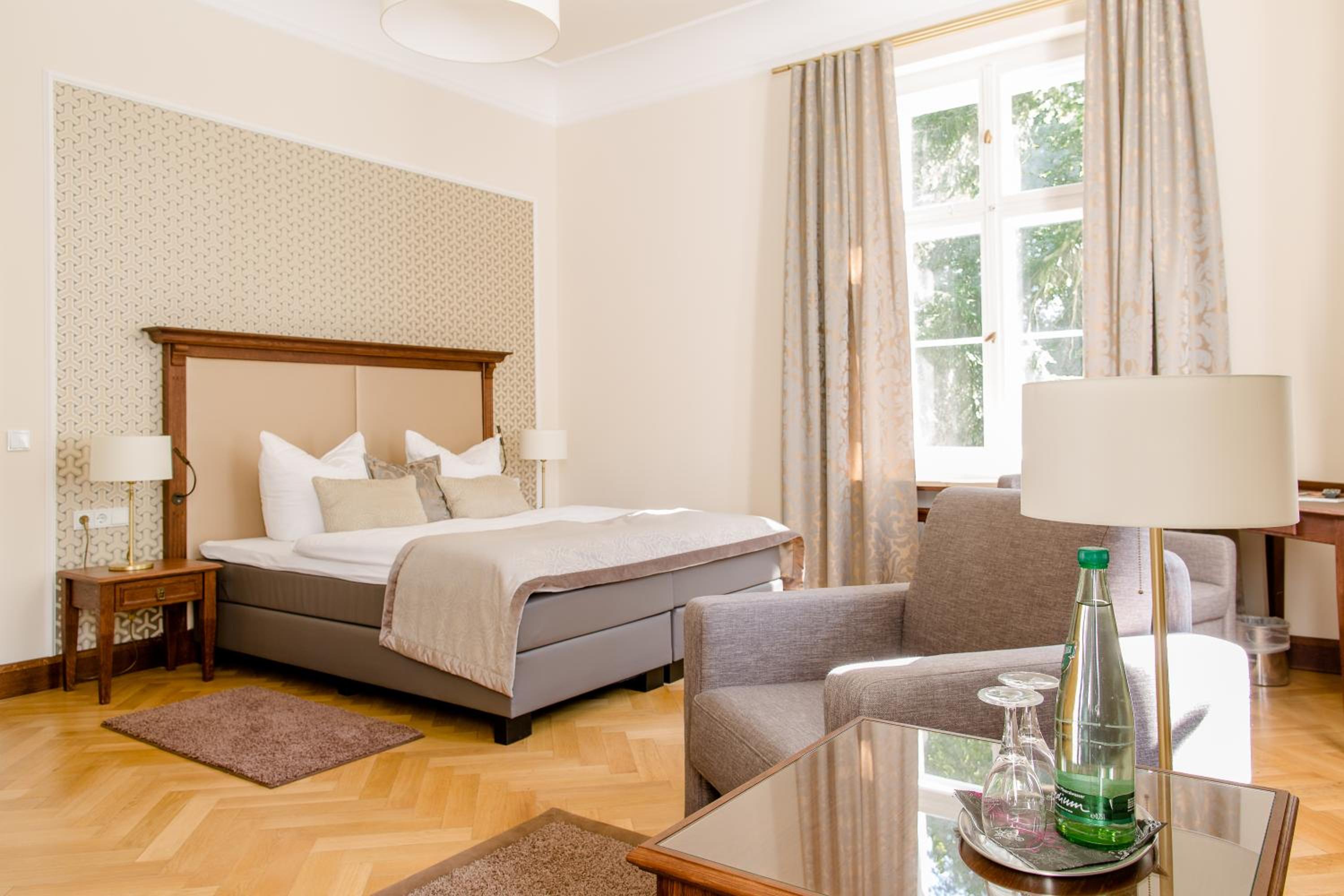 Deluxe Double Room - Photo 5