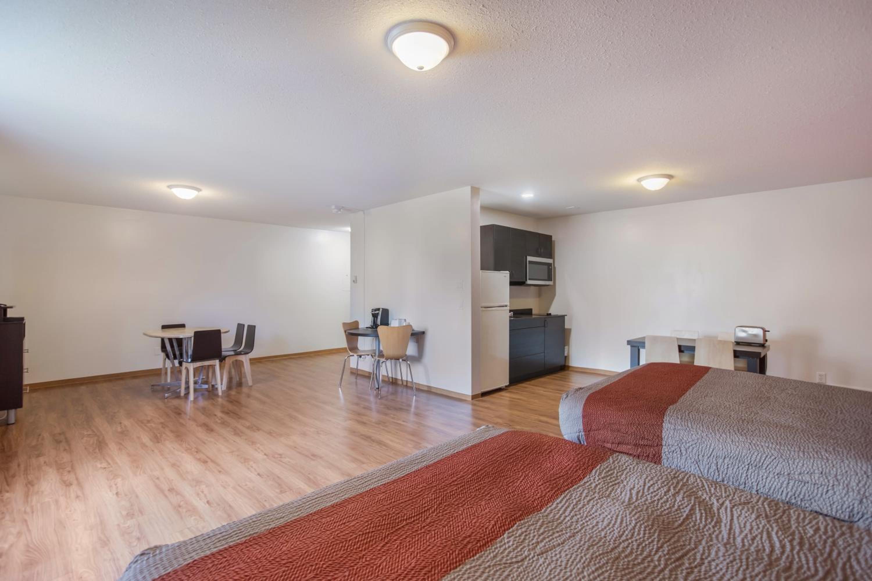 Family Suite With Kitchen photo 3