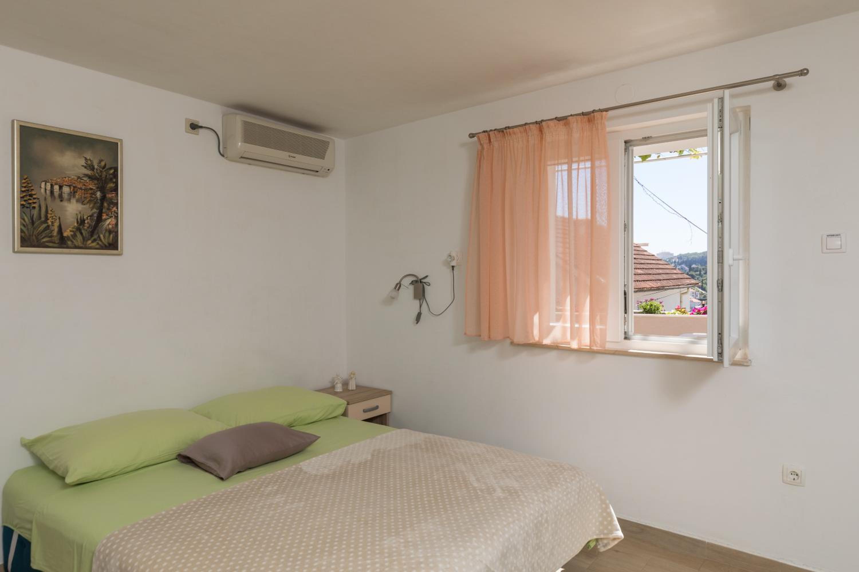 Studio with Terrace and Sea View