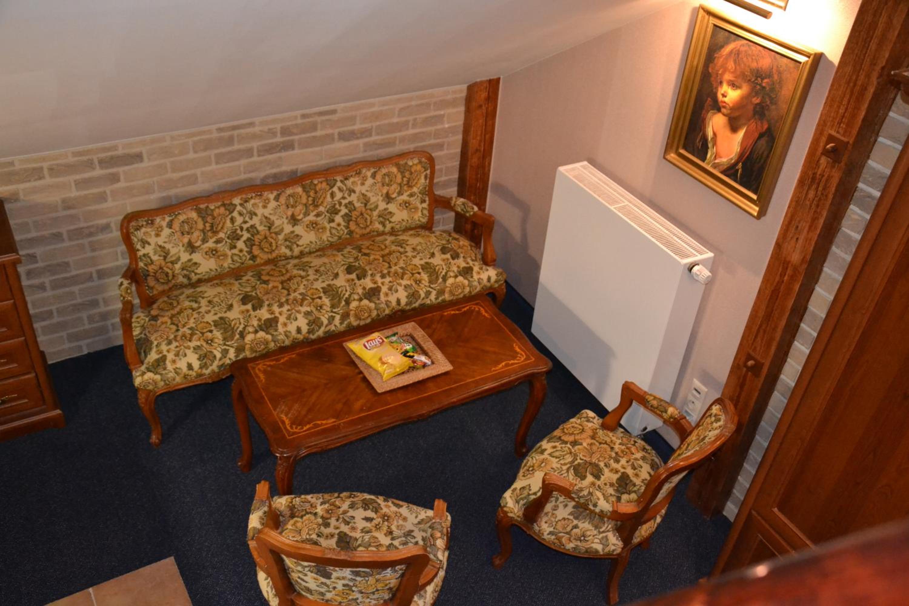 Family Room with Balcony photo 1