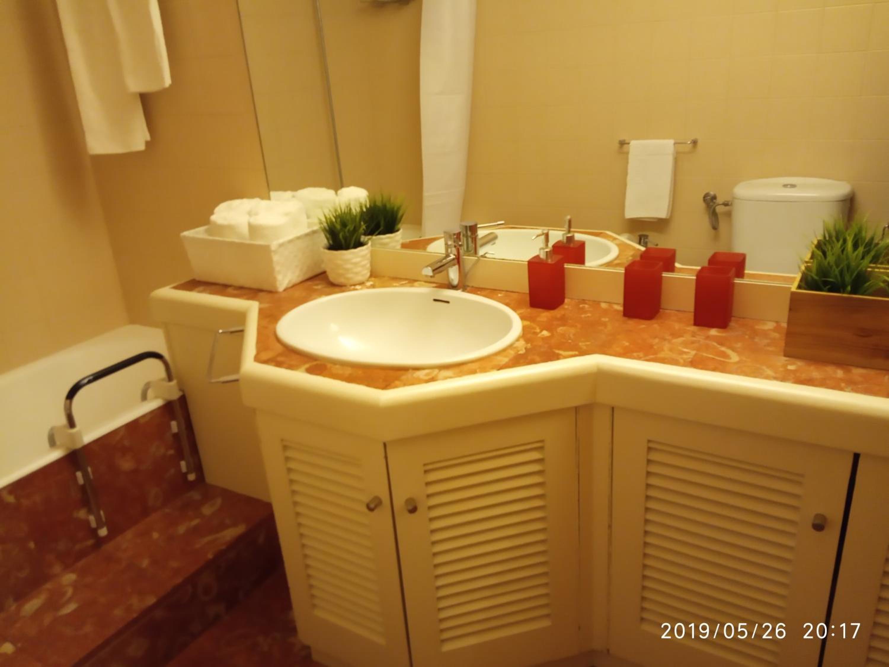 Two-Bedroom Apartment - Photo 25