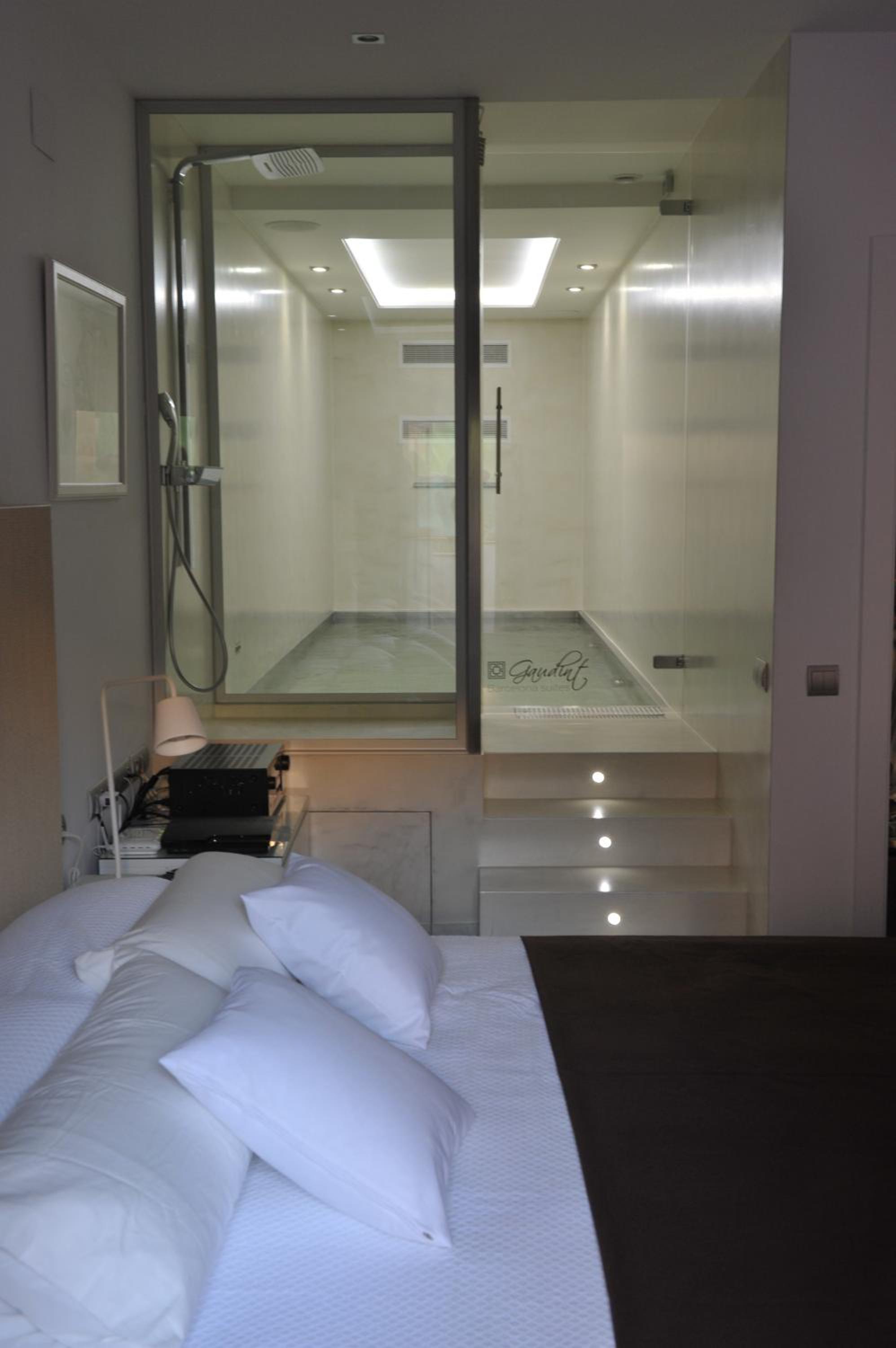 Suite With Pool (Adults Only) photo 3