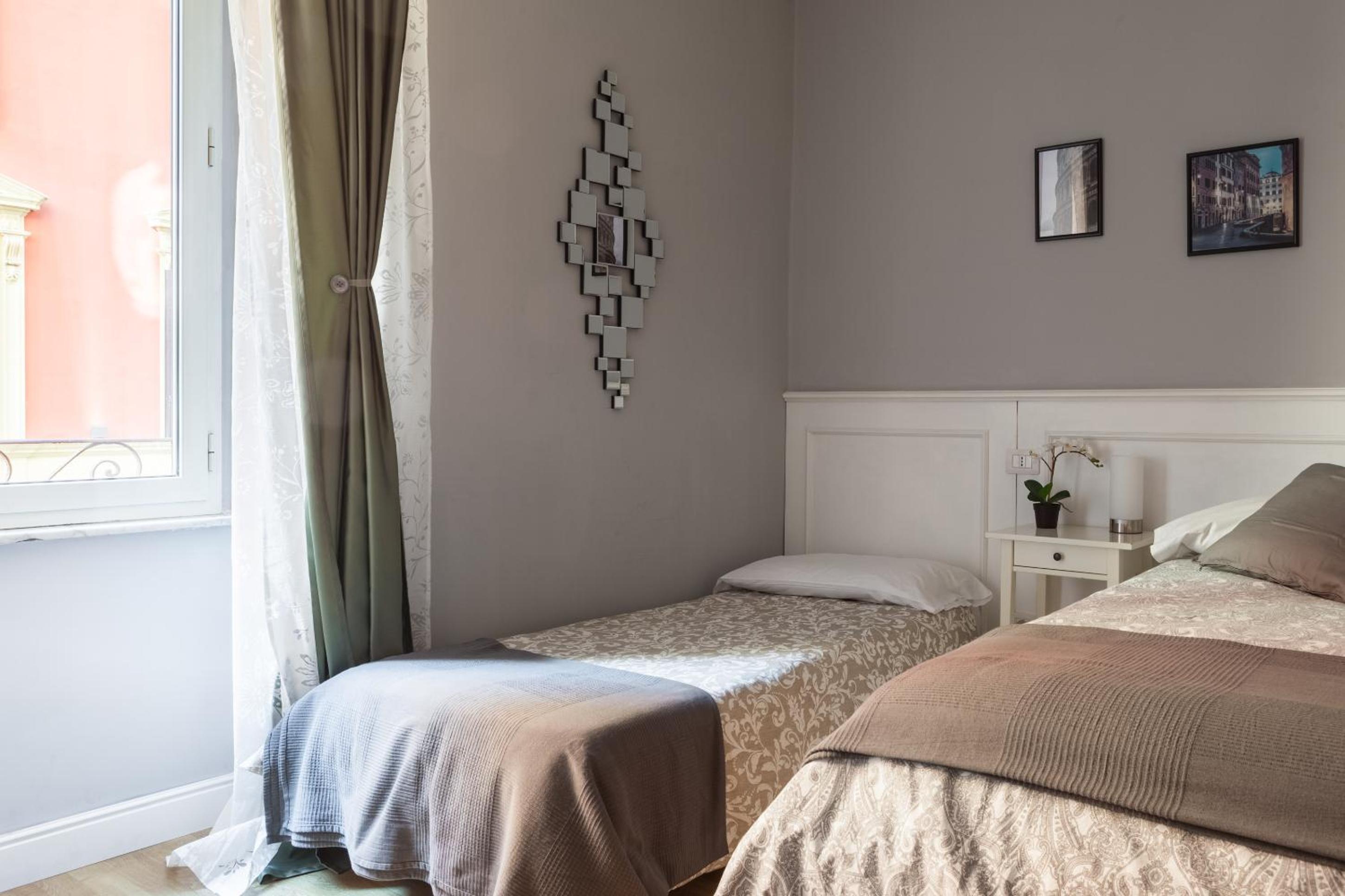 Superior Triple Room photo 2