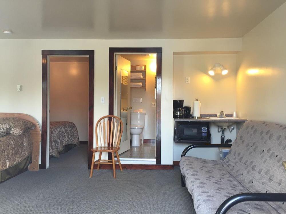 Deluxe Double or Twin Room with River View