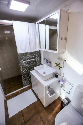 One-Bedroom House photo 2