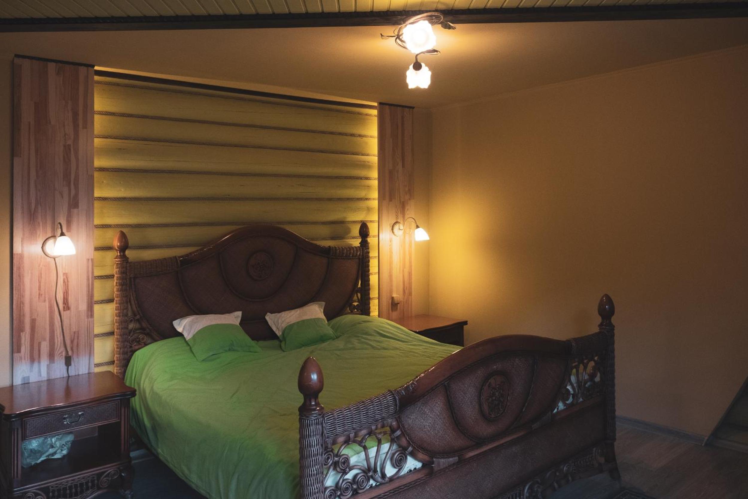 Double Room With Private Bathroom photo 3