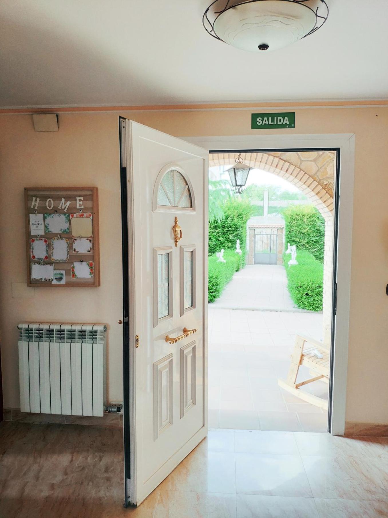 Villa con vistas al jardín