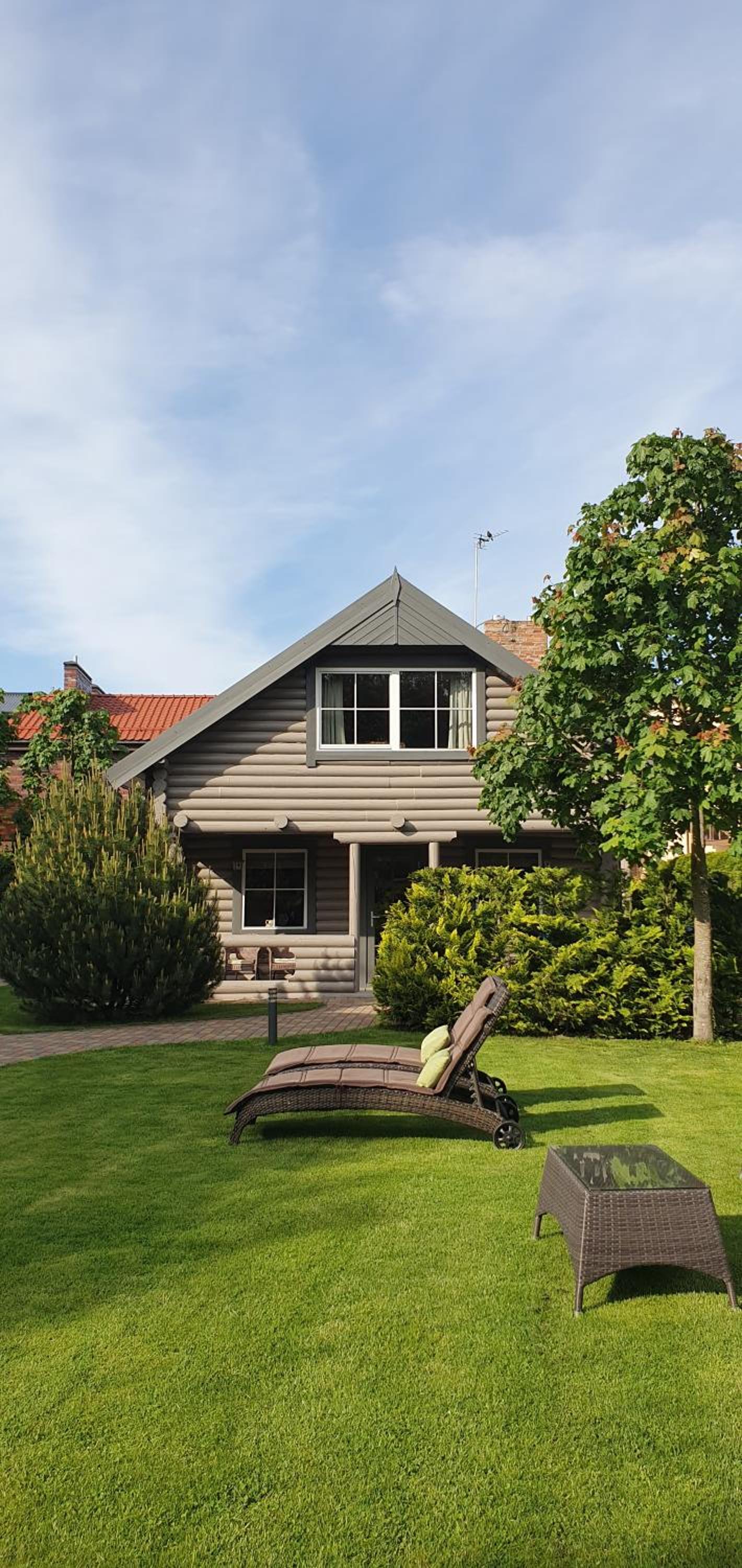 Three-Bedroom House - Photo 1