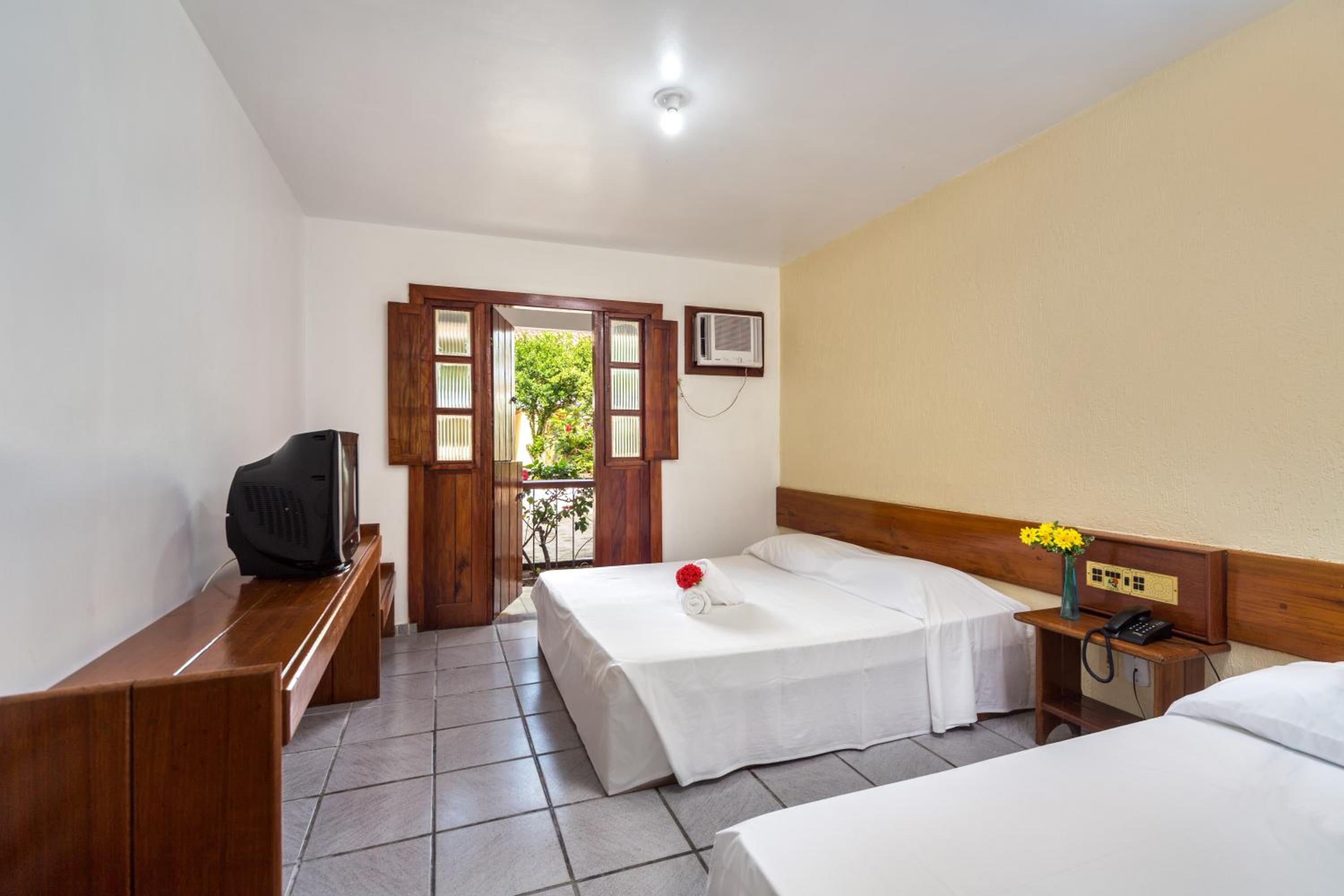 Standard Double Room - Photo 2